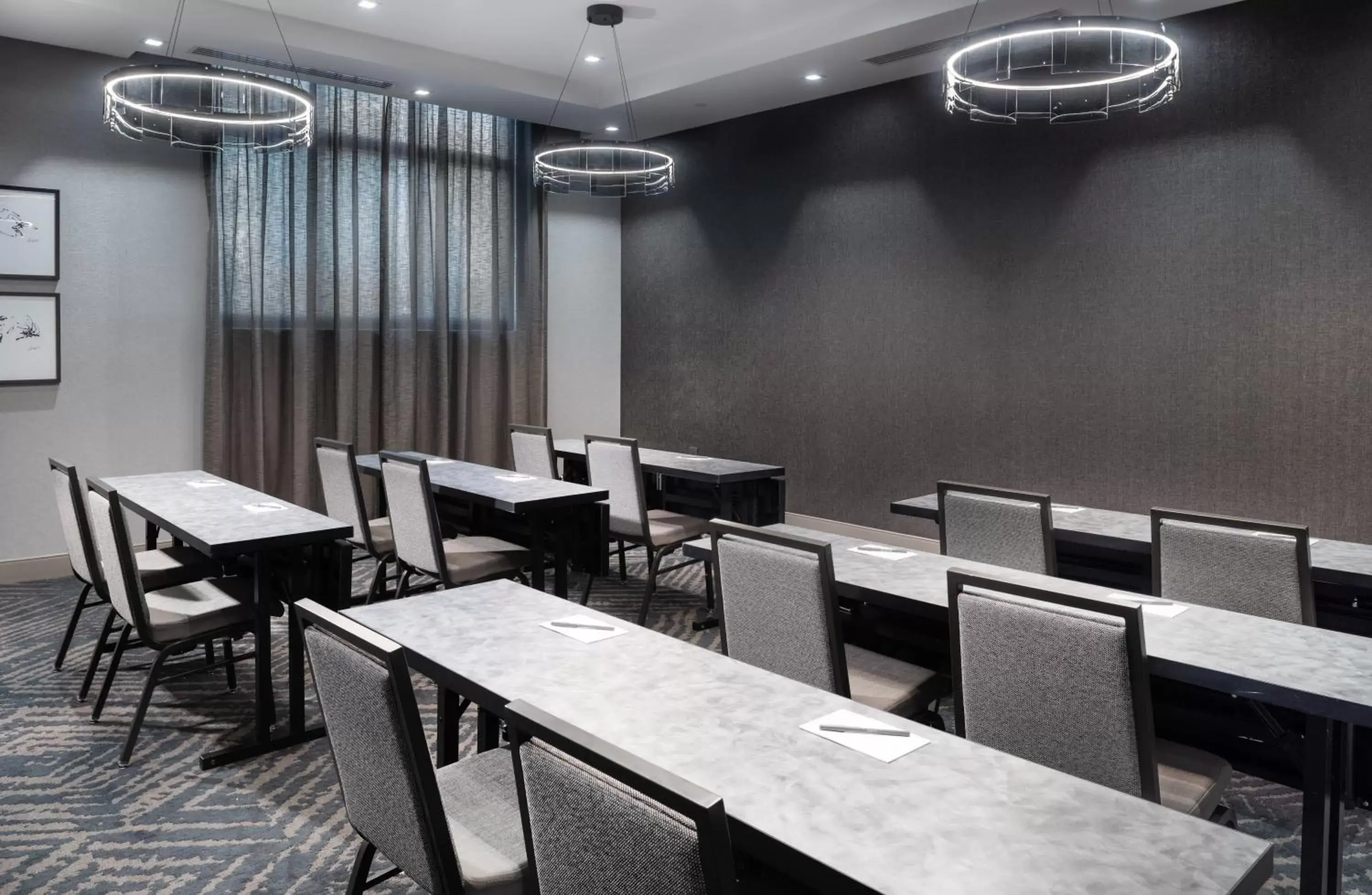 Meeting/conference room, Restaurant/Places to Eat in Staybridge Suites - Boston Logan Airport - Revere, an IHG Hotel