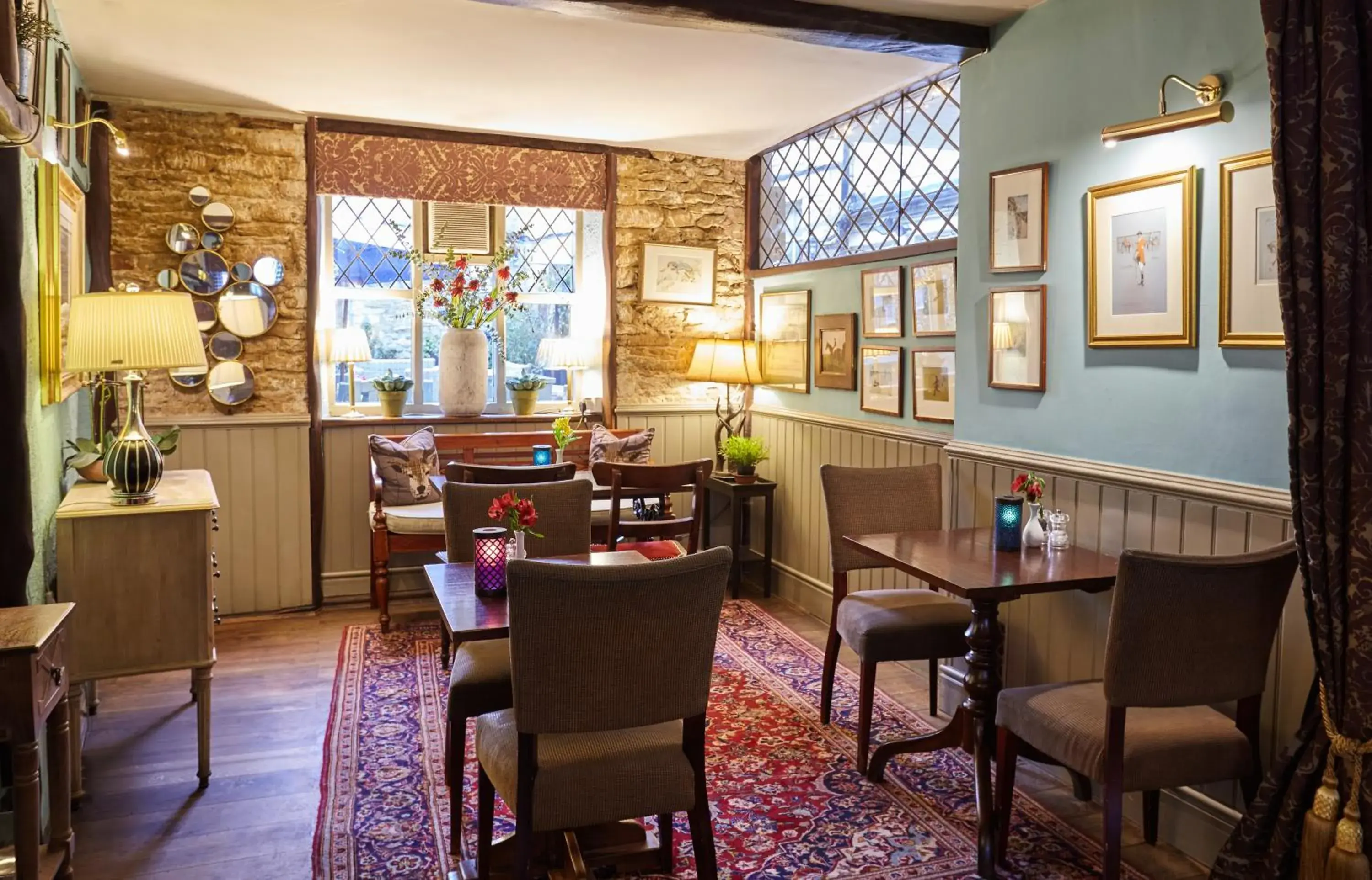 Lounge or bar, Restaurant/Places to Eat in The Ormond At Tetbury