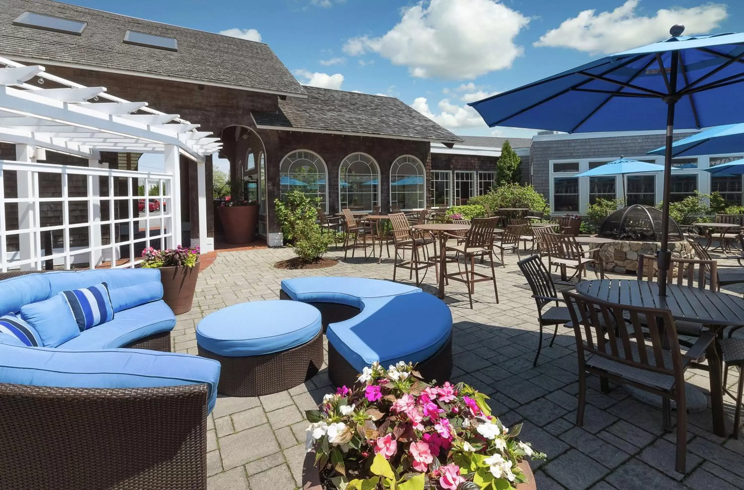 Patio in DoubleTree by Hilton Cape Cod - Hyannis