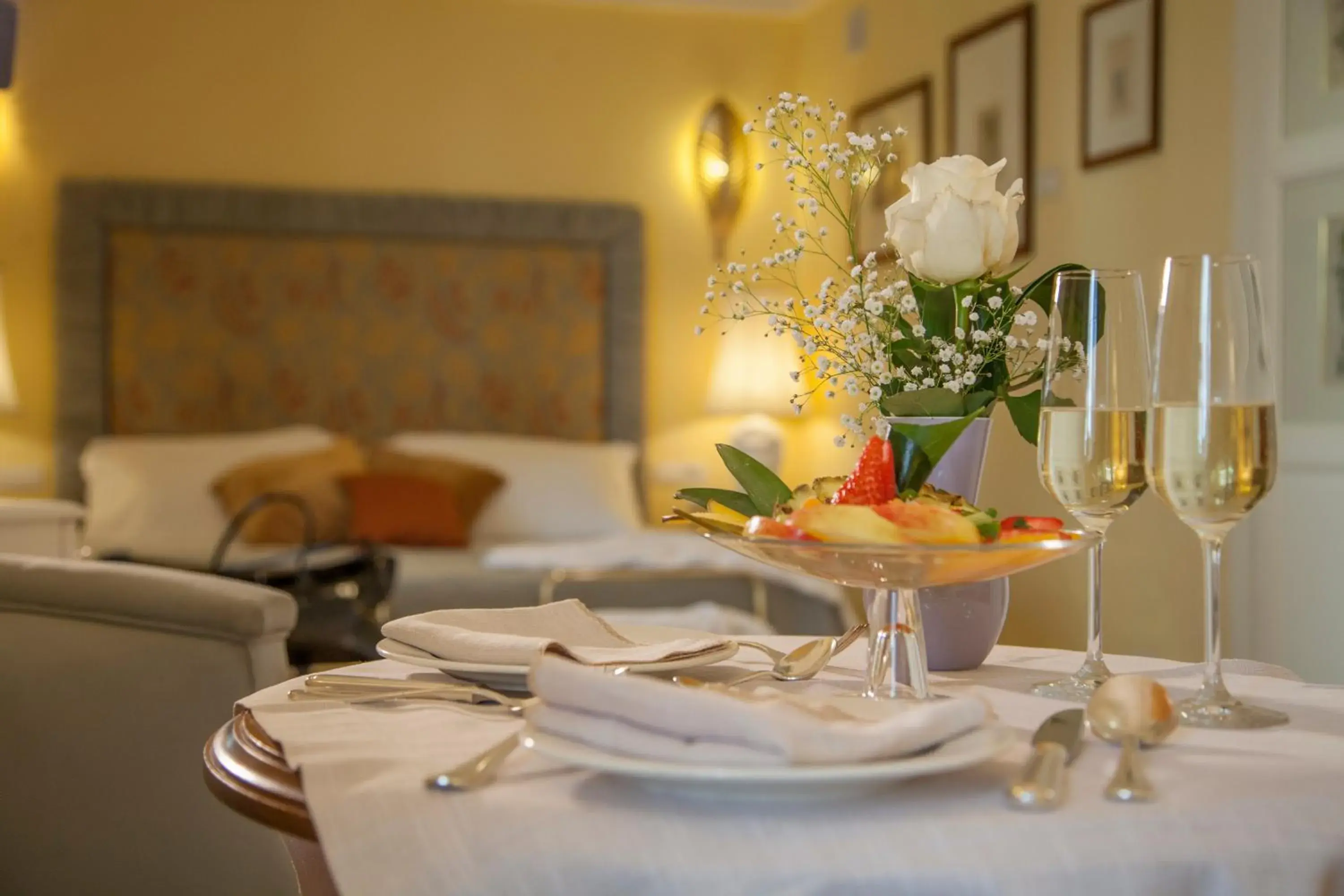 Alcoholic drinks, Restaurant/Places to Eat in Relais Villa San Martino