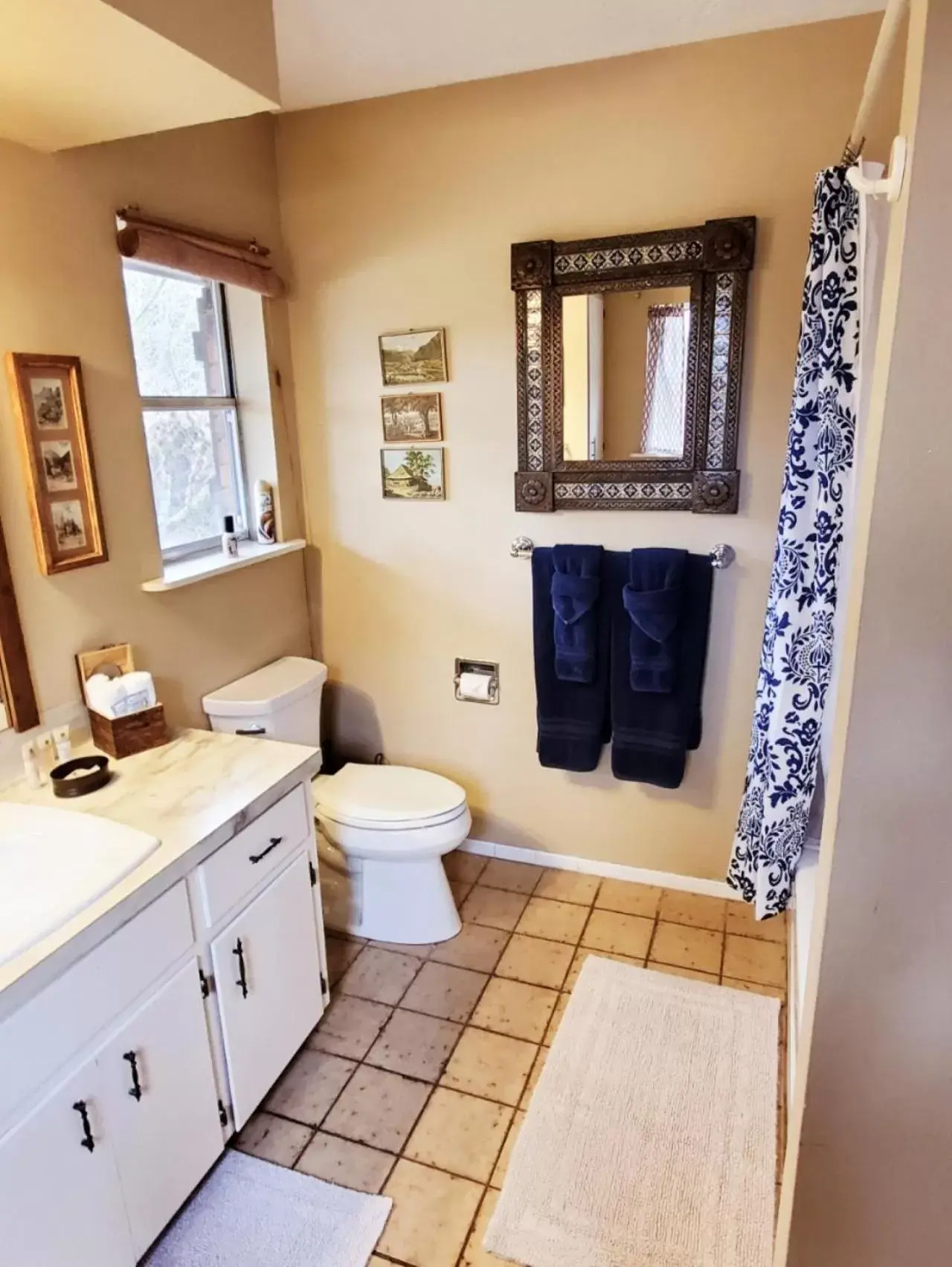 Bathroom in Barons CreekSide Resort
