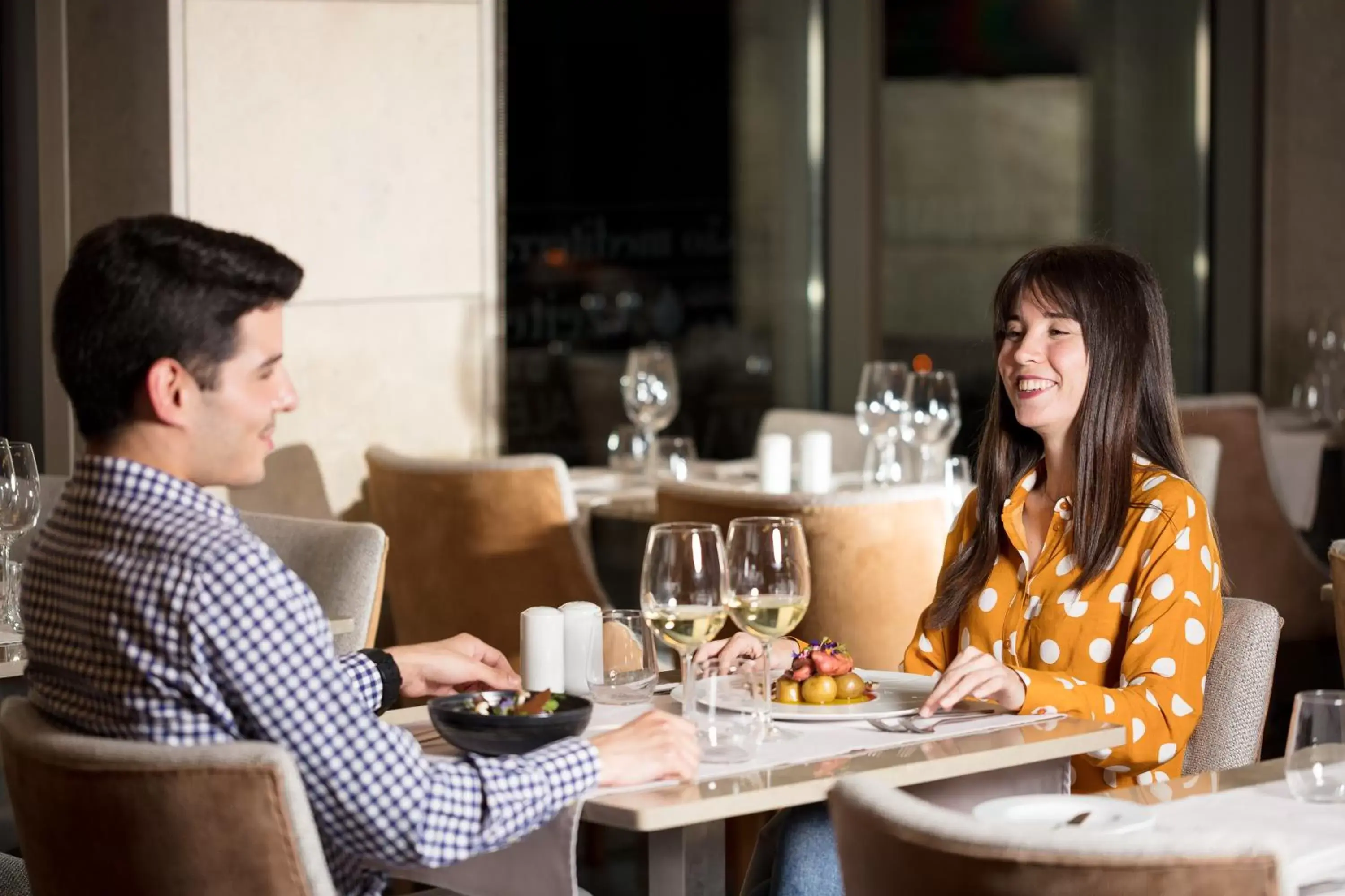 Restaurant/Places to Eat in NEYA Lisboa Hotel