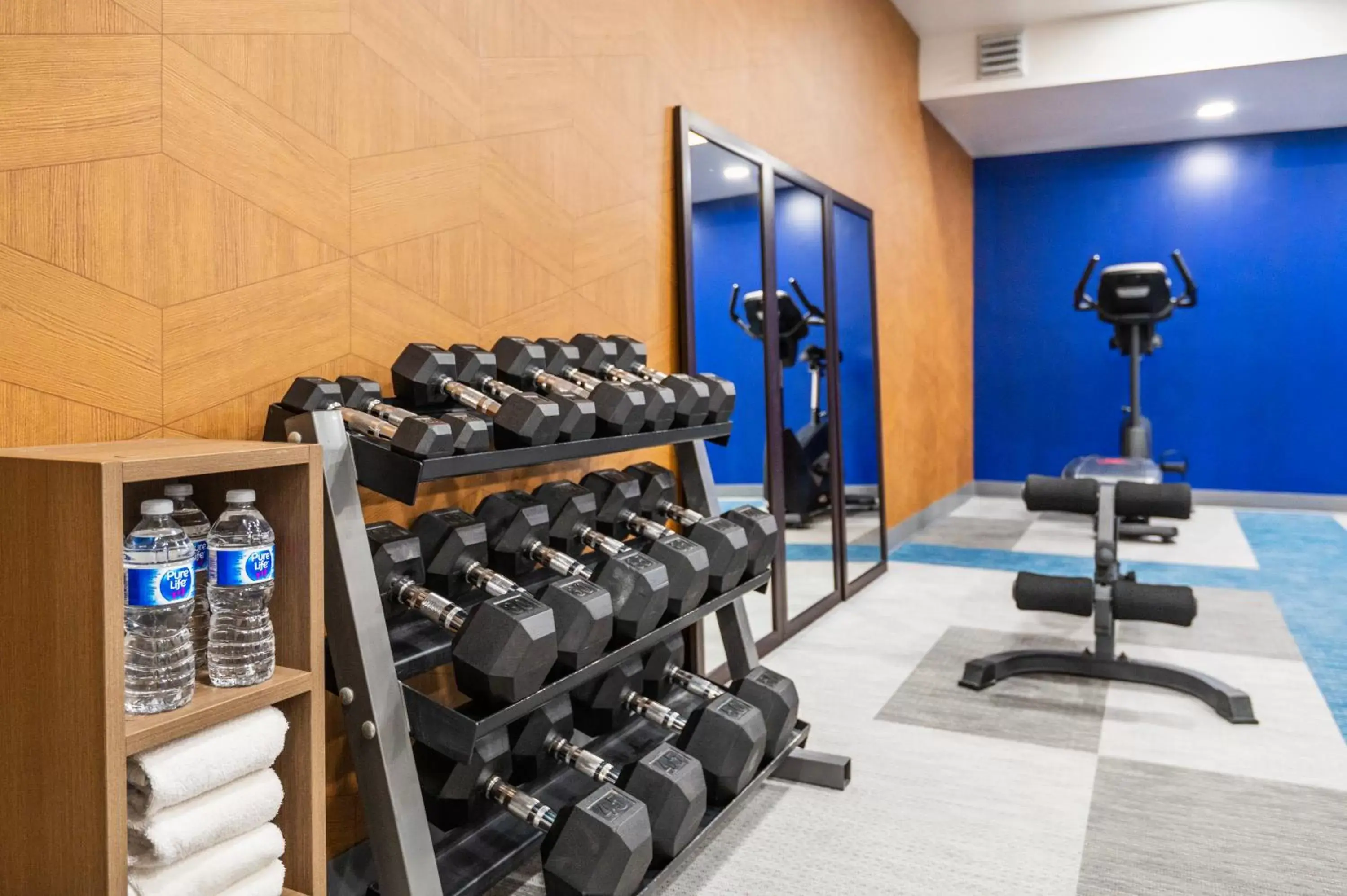 Fitness Center/Facilities in Comfort Inn & Suites Barrie