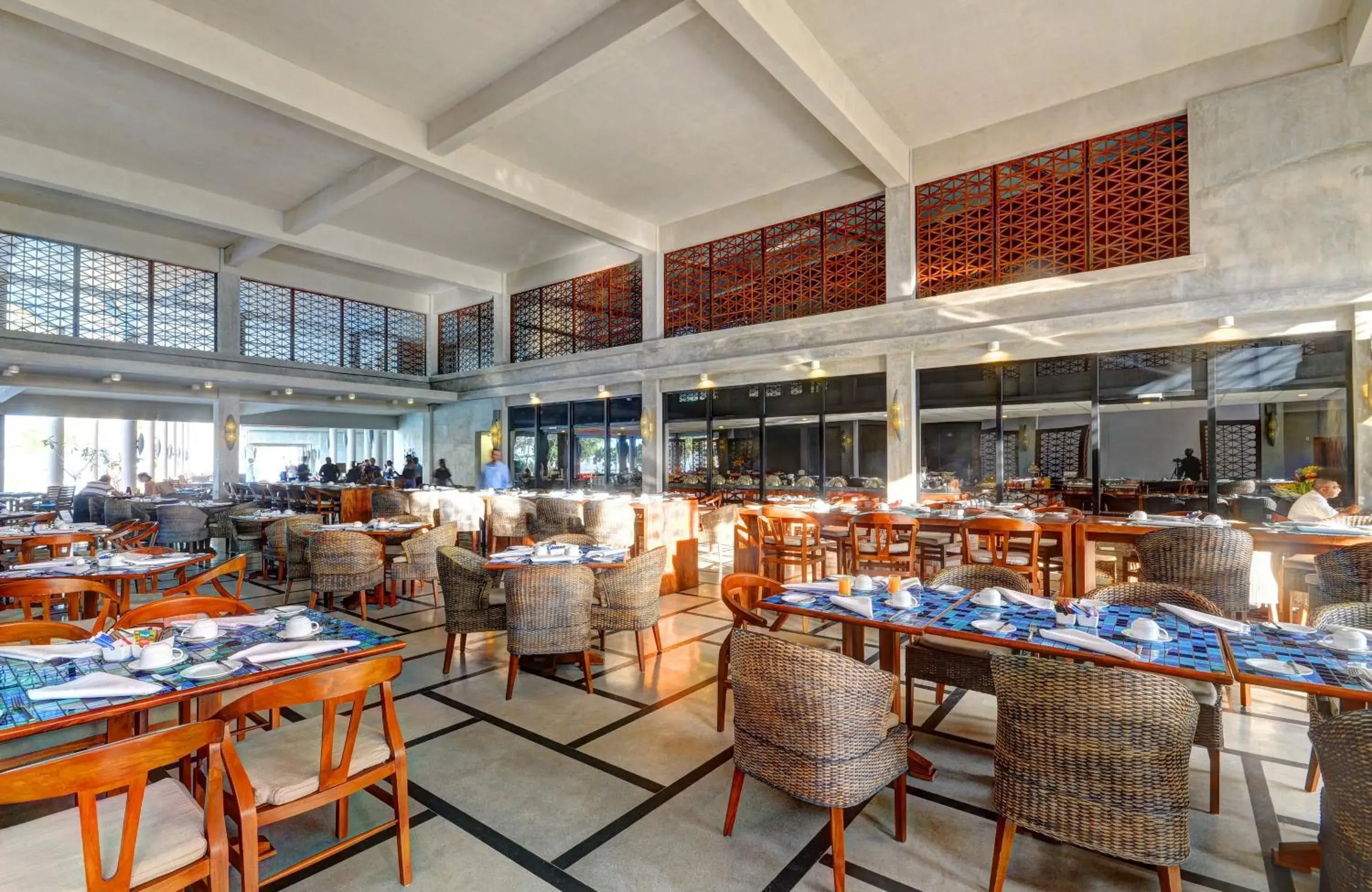 Restaurant/Places to Eat in Cinnamon Bey Beruwela