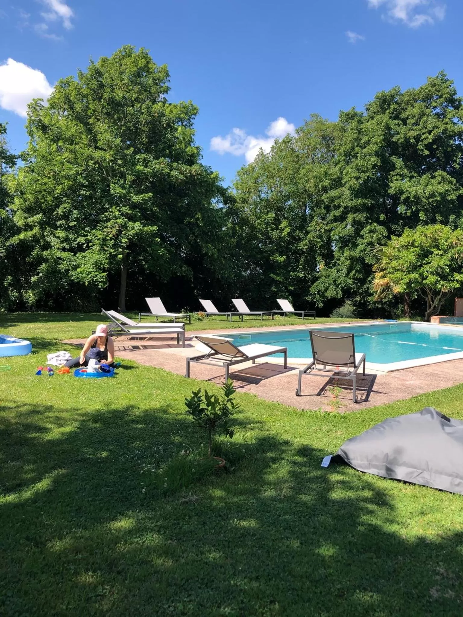 Swimming Pool in Manoir du Bouyssou