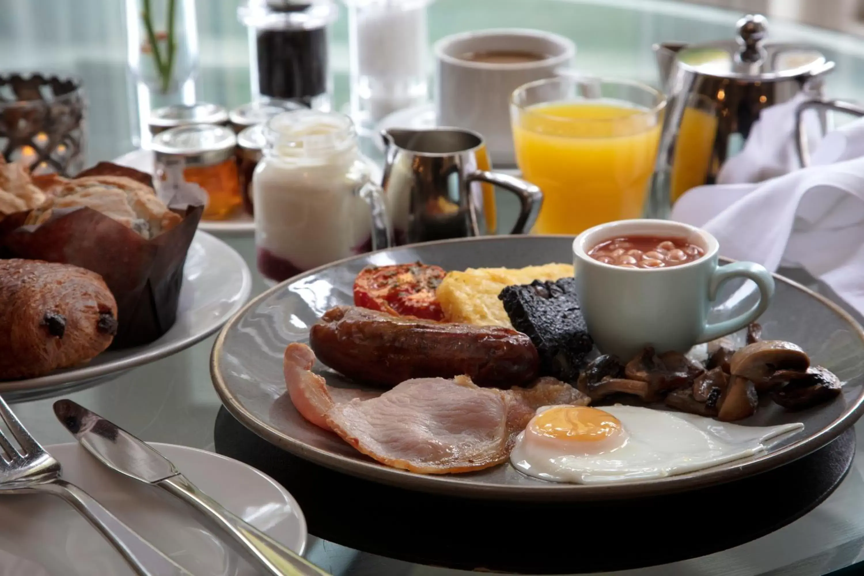 Breakfast in Midland Hotel