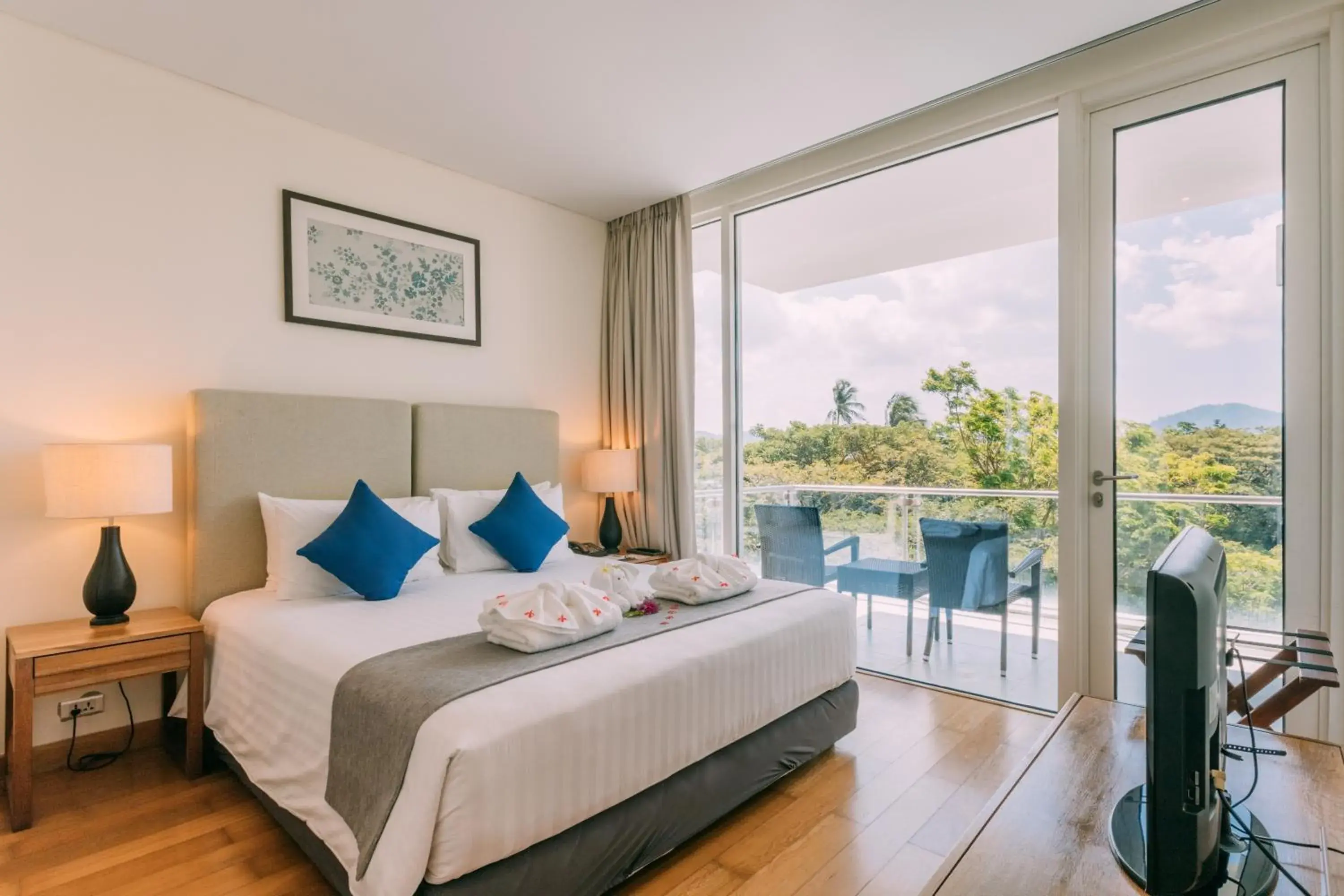 1 Bedroom Suite with Kitchen and Balcony in Splash Beach Resort Phuket Family-Friendly Water Park Resort Near Phuket Airport 1 Bedroom Suite with Kitchen and Balcony in Splash Beach Resort Phuket Family-Friendly Water Park Resort Near Phuket Airport