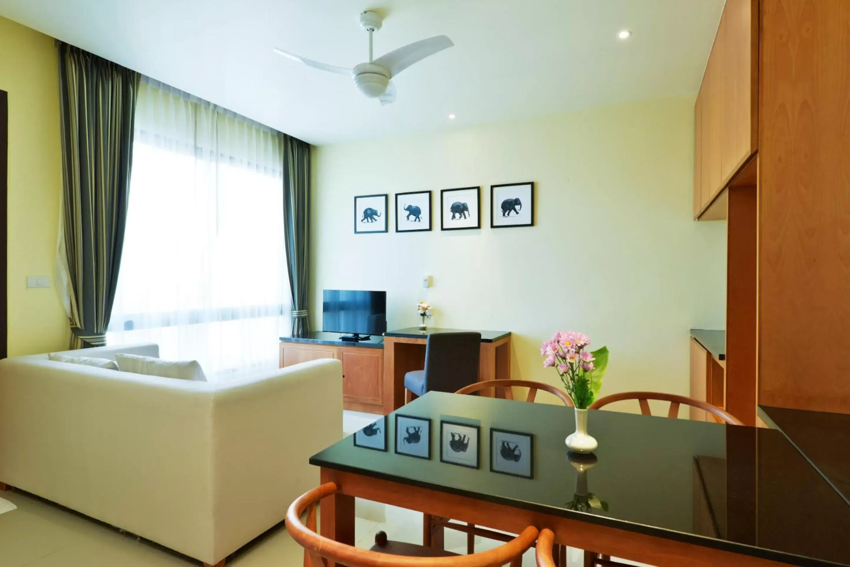 Living room, TV/Entertainment Center in Kacha Resort & Spa, Koh Chang - SHA Extra Plus