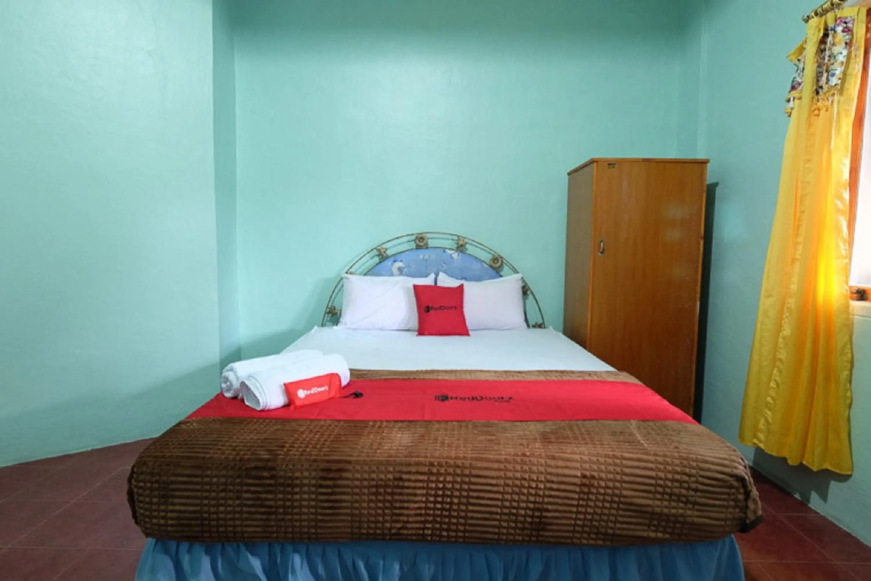 Bedroom, Bed in RedDoorz near Mangrove Forest Kupang