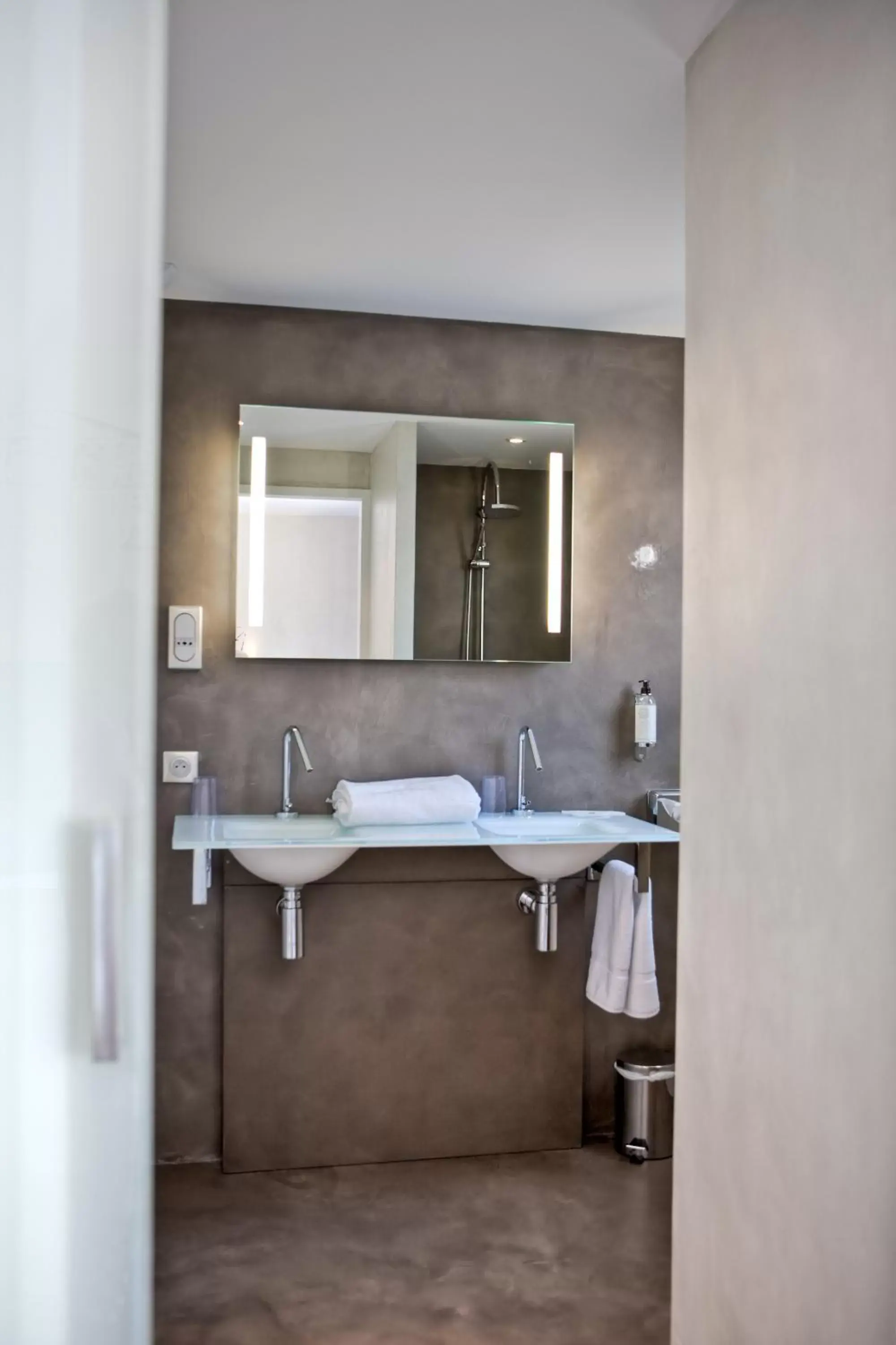 Bathroom in Best Western Plus Villa Saint Antoine Hotel & Spa