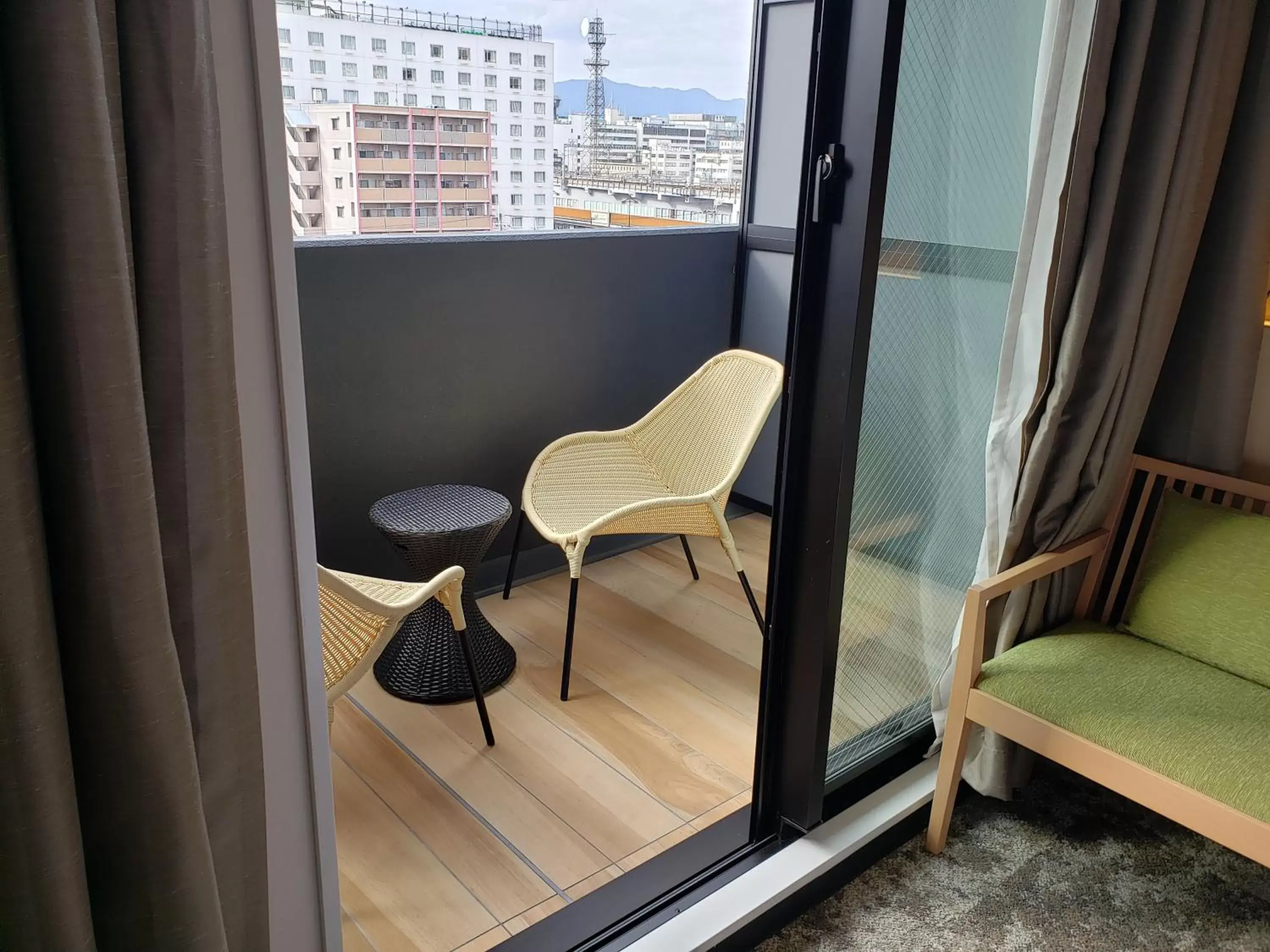 Photo of the whole room in Royal Twin Hotel Kyoto Hachijoguchi Photo of the whole room in Royal Twin Hotel Kyoto Hachijoguchi