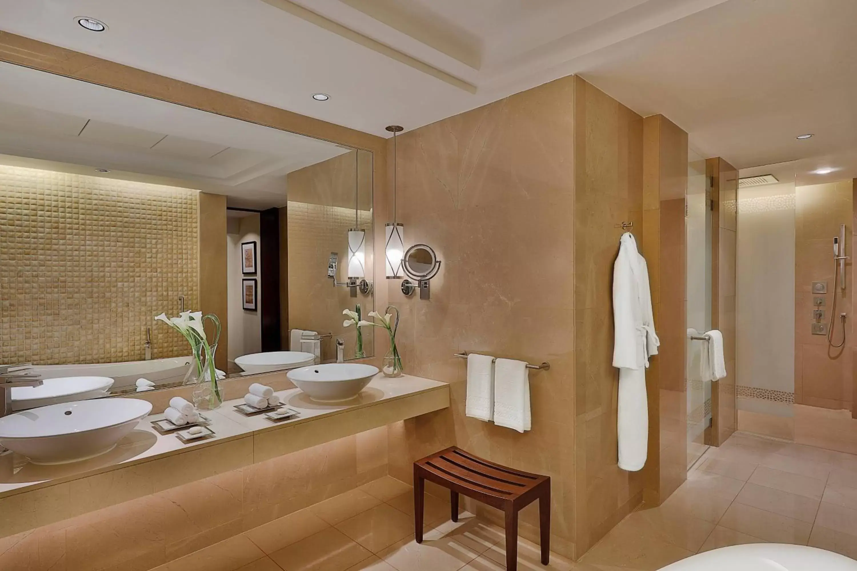 Bathroom in The Ritz-Carlton, Dubai