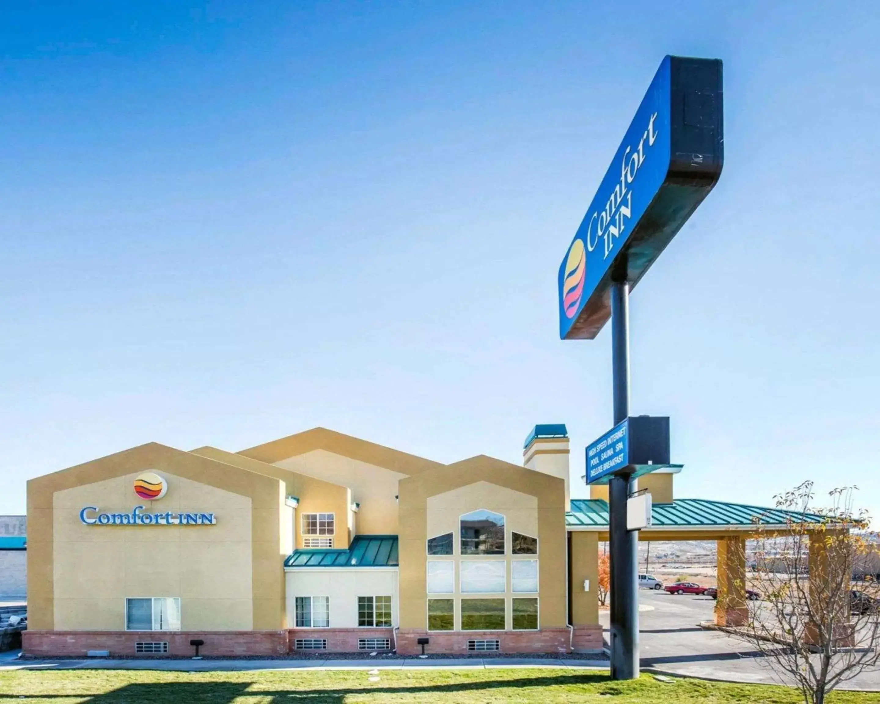 Property building in Comfort Inn Elko Property building in Comfort Inn Elko