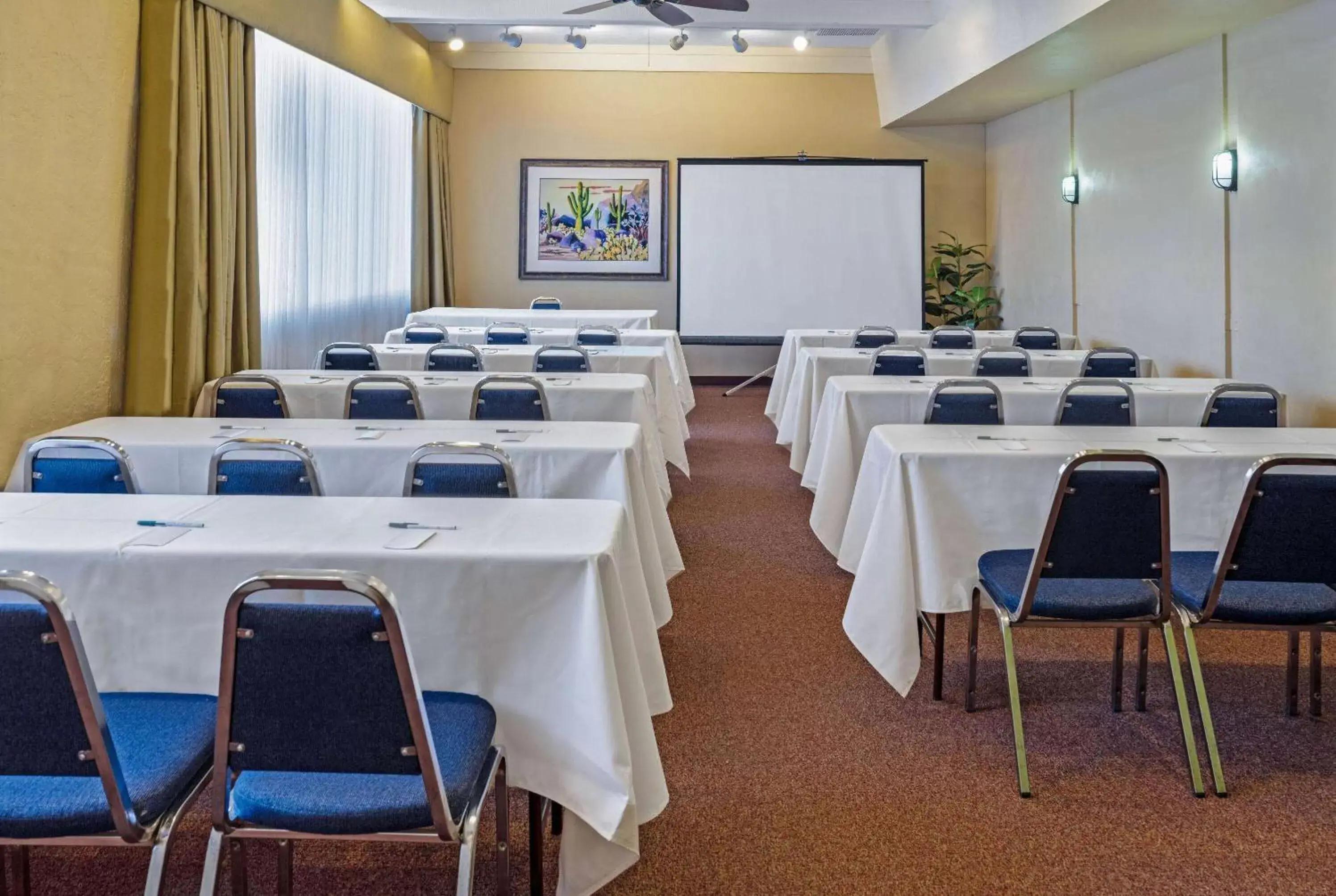 Meeting/conference room in La Quinta by Wyndham Tucson - Reid Park