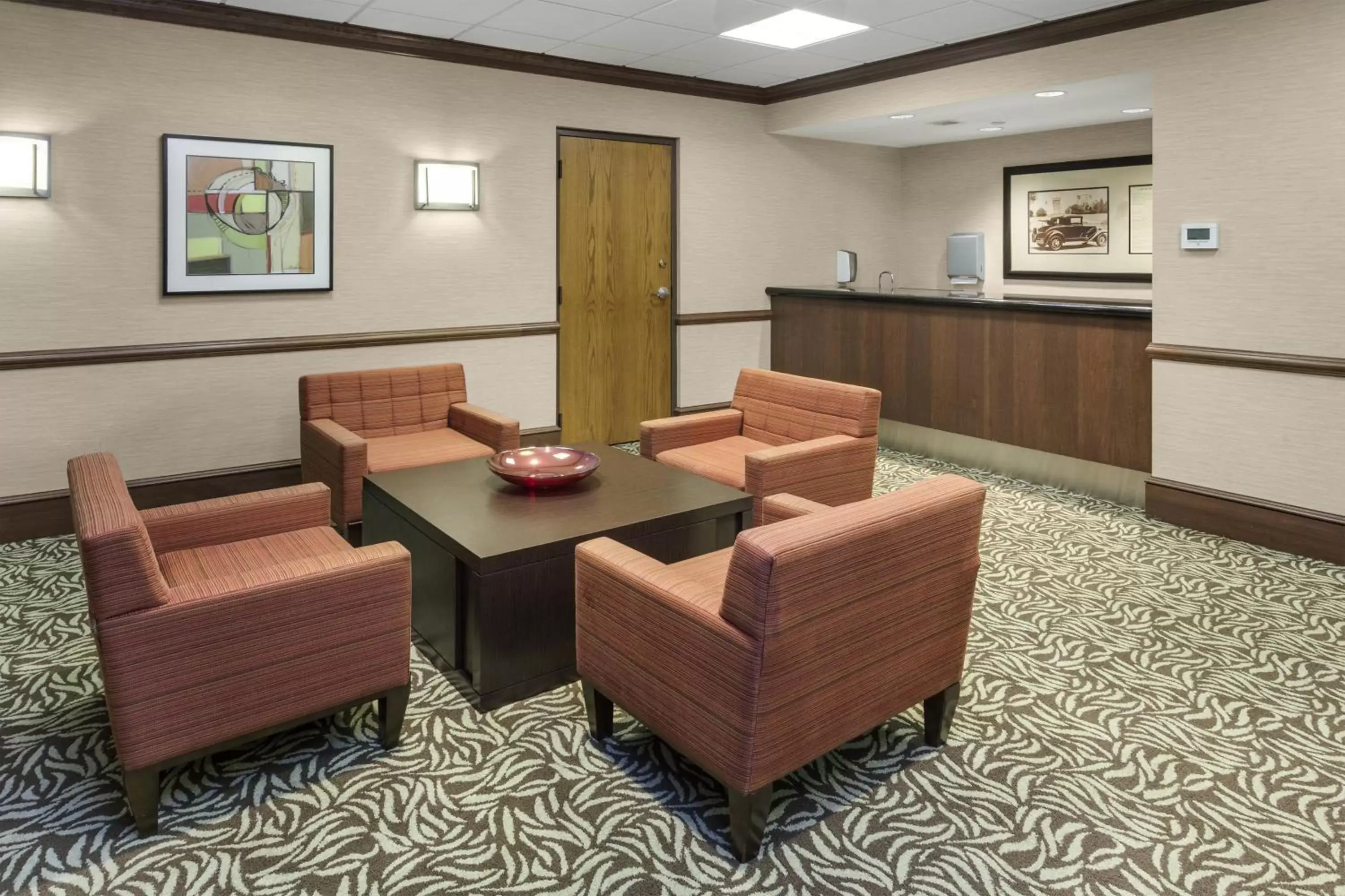 Meeting/conference room, Lobby/Reception in Crowne Plaza Lansing West, an IHG Hotel