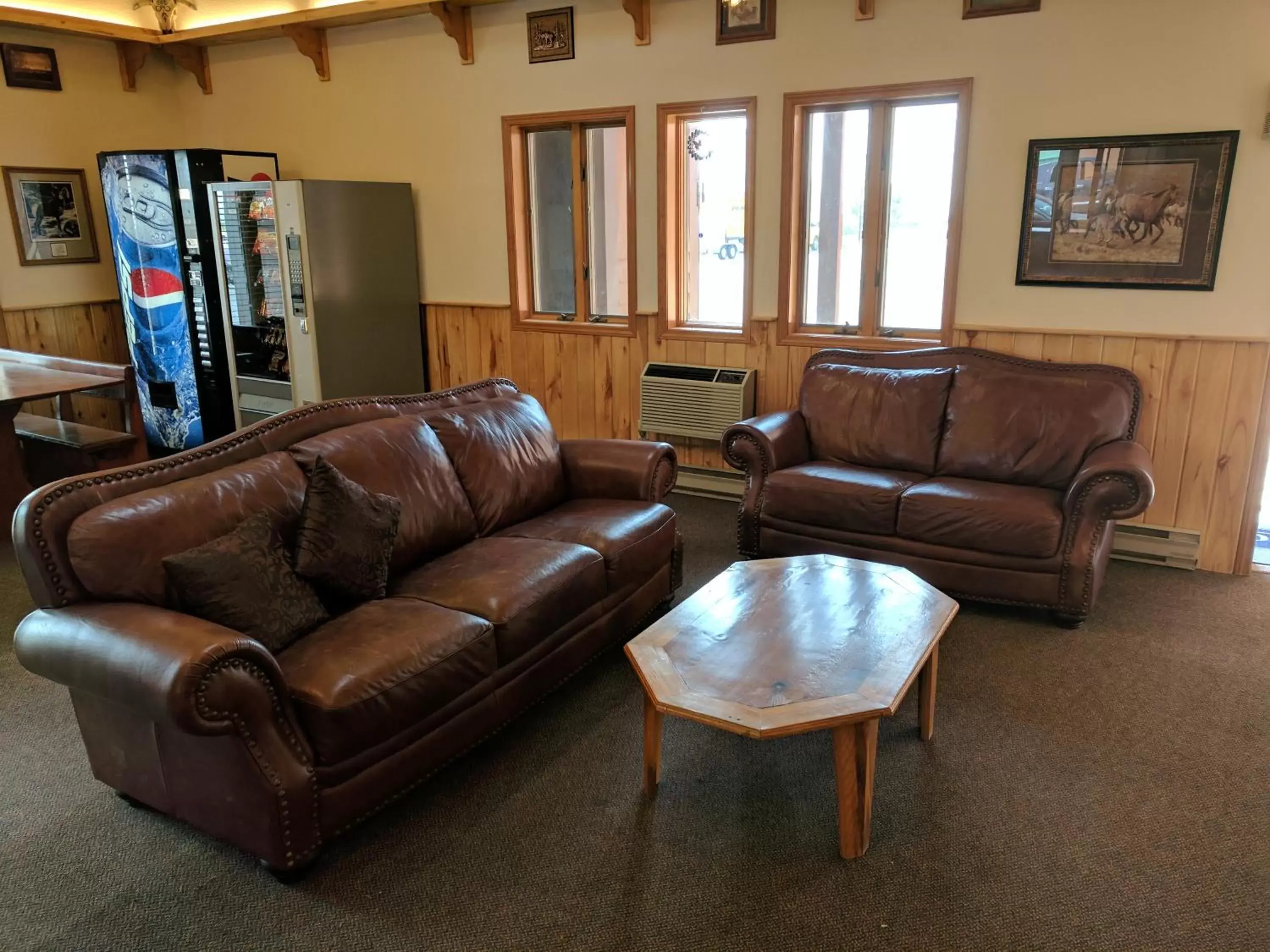 Lobby or reception, Seating Area in Travelodge by Wyndham Three Forks