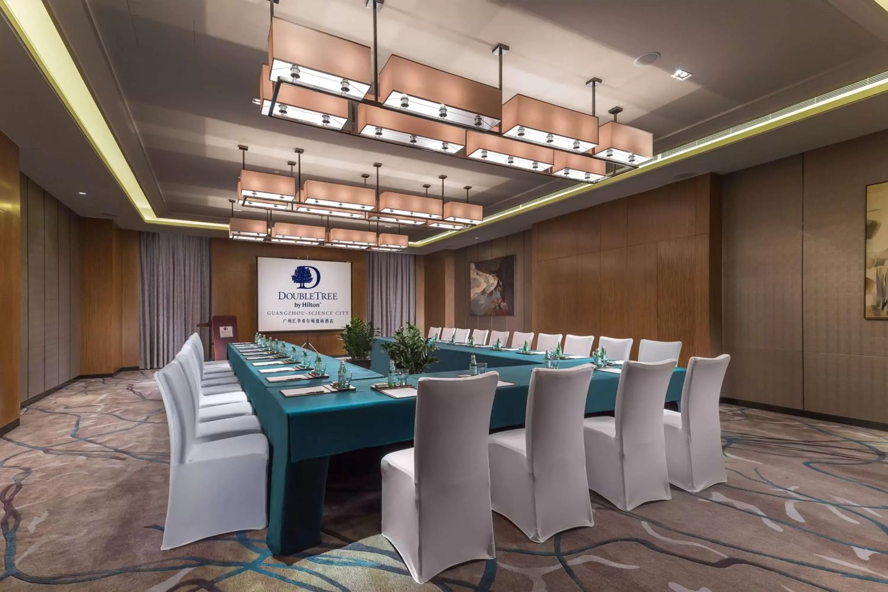 Meeting/conference room, Business Area/Conference Room in DoubleTree by Hilton Hotel Guangzhou - Science City