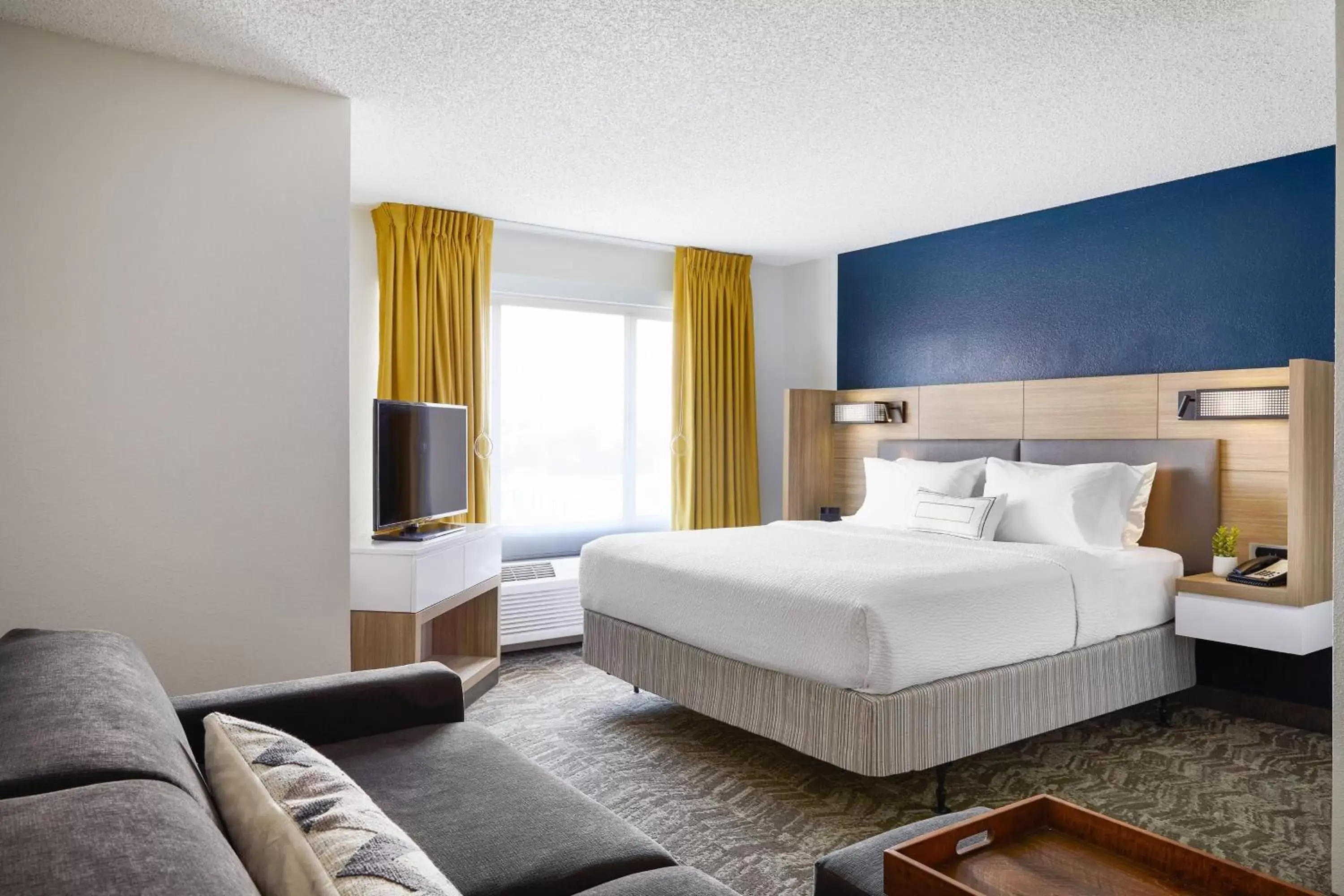 Photo of the whole room, Bed in SpringHill Suites Tempe at Arizona Mills Mall