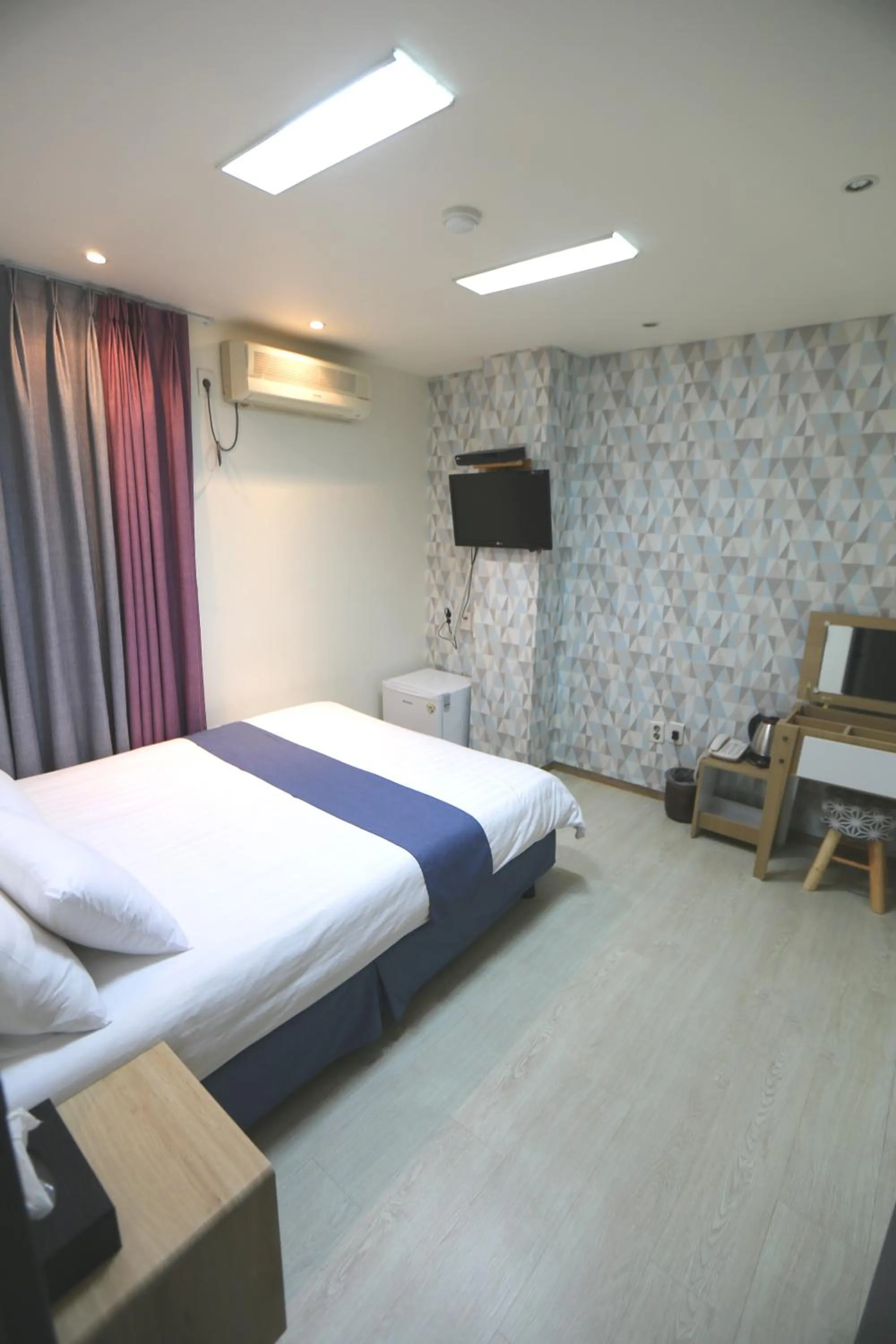 Bedroom in Must Stay Hotel Myeongdong