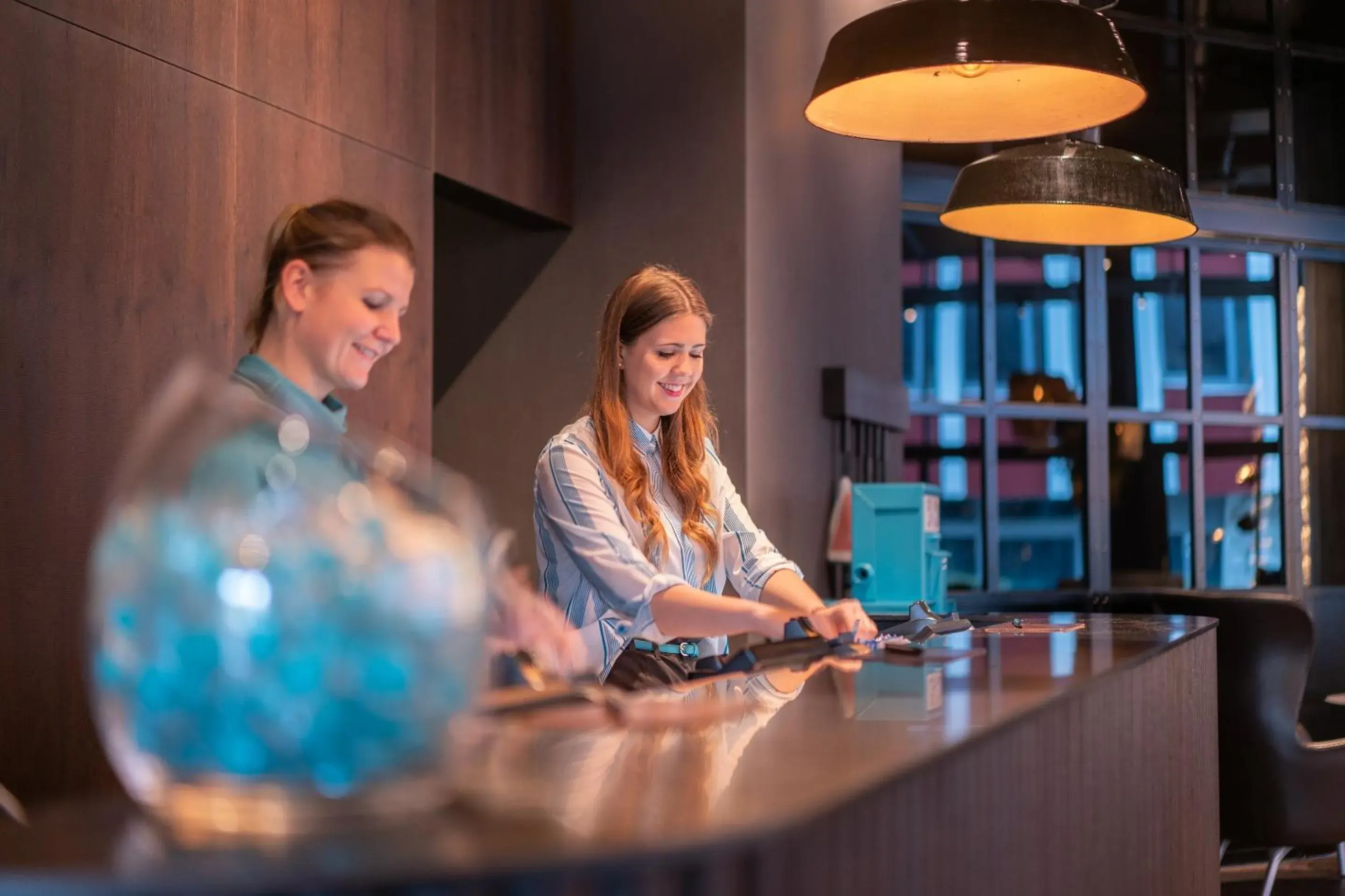 Lobby or reception in Motel One Berlin-Spittelmarkt