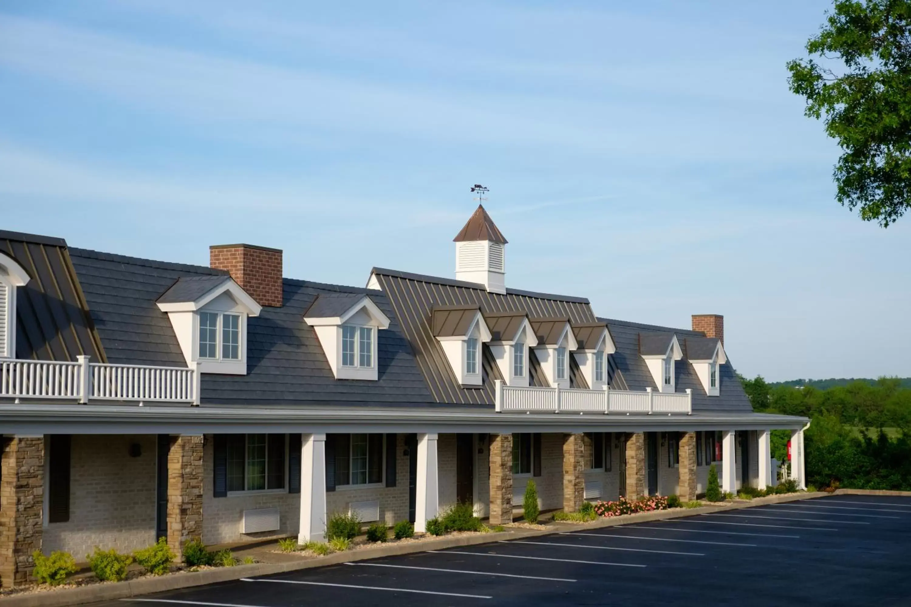 Facade/entrance, Property Building in The Village Inn