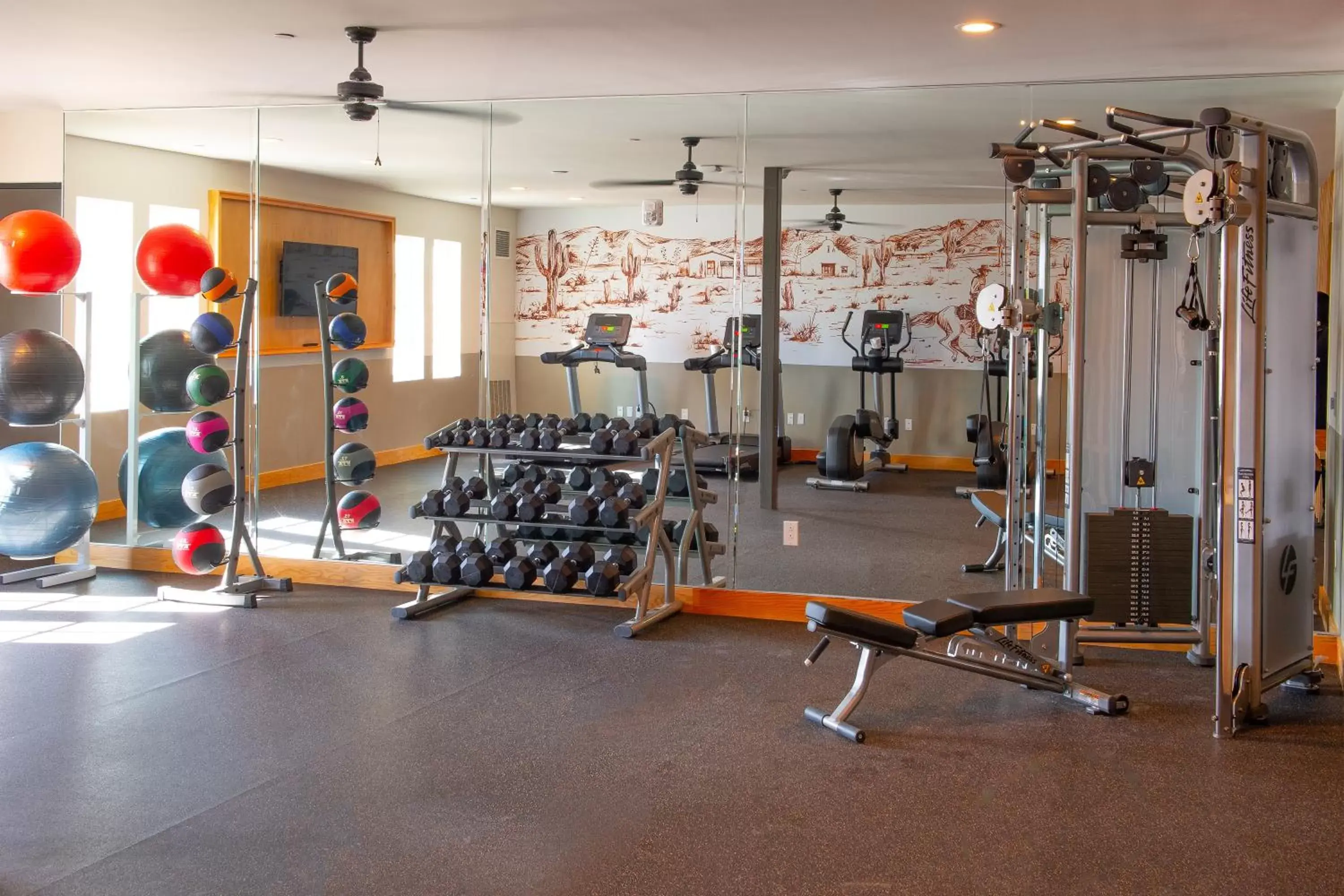 Fitness Center/Facilities in Texican Court, by Valencia Hotel Group
