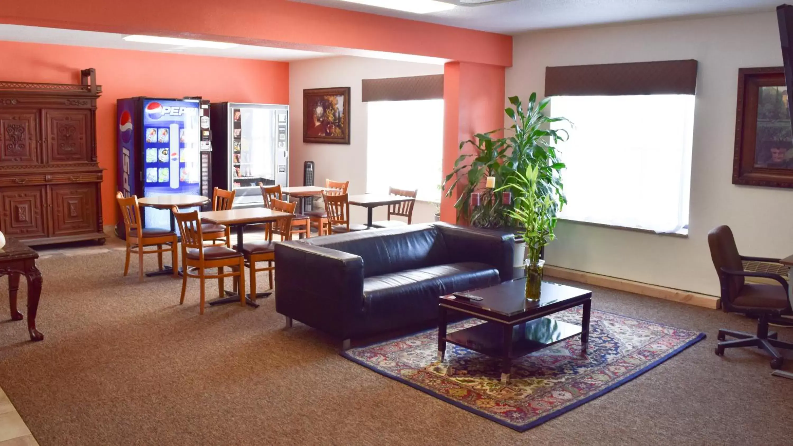 Lobby or reception, Lounge/Bar in Motel 6-Springfield, OH