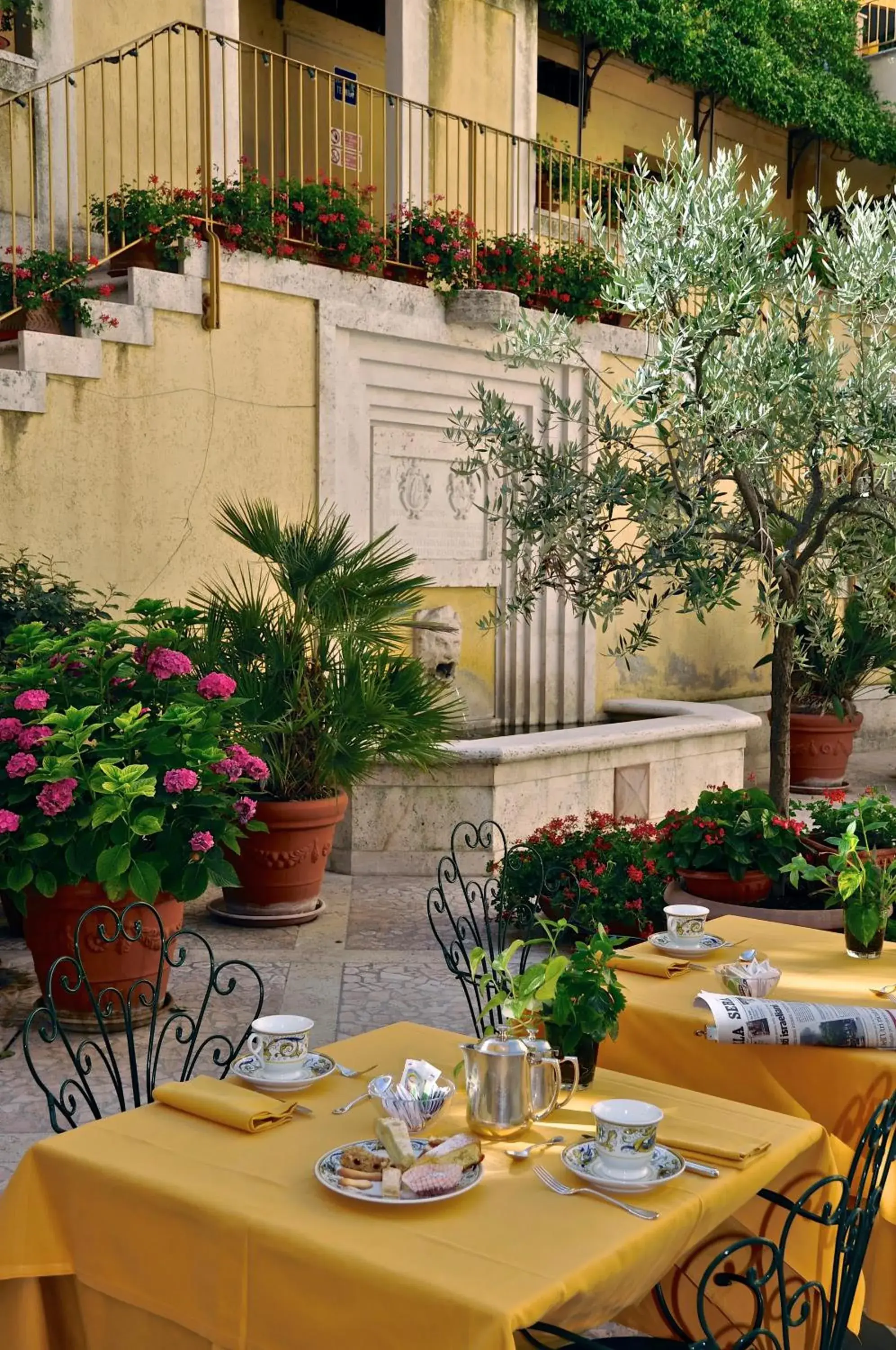 Facade/entrance, Restaurant/Places to Eat in Hotel San Luca