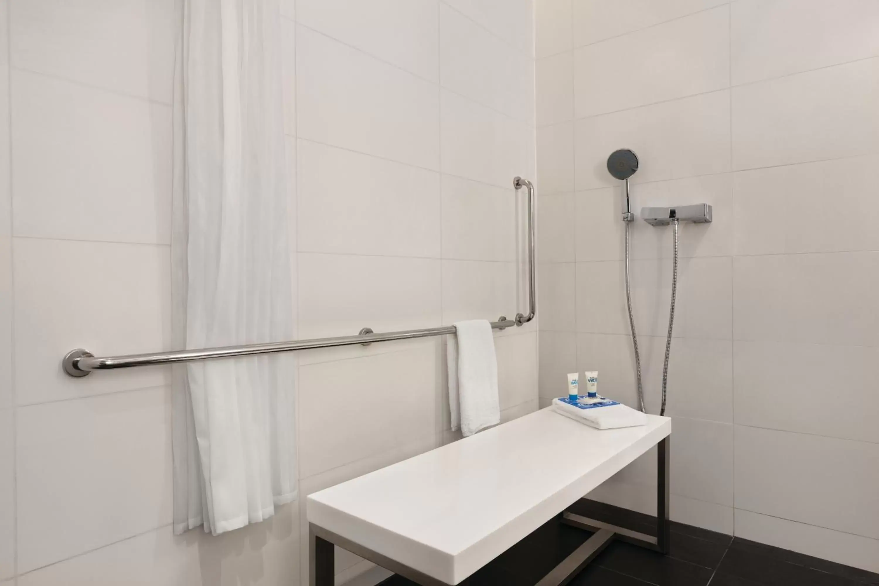 Bathroom in Hyatt House Kuala Lumpur, Mont Kiara