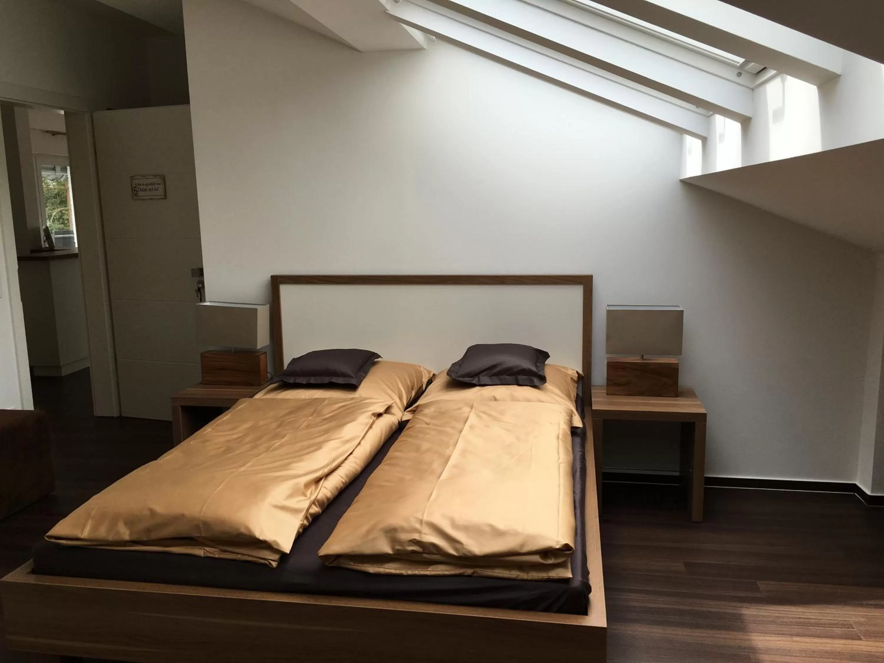 Photo of the whole room, Bed in Seaside-Townhouse