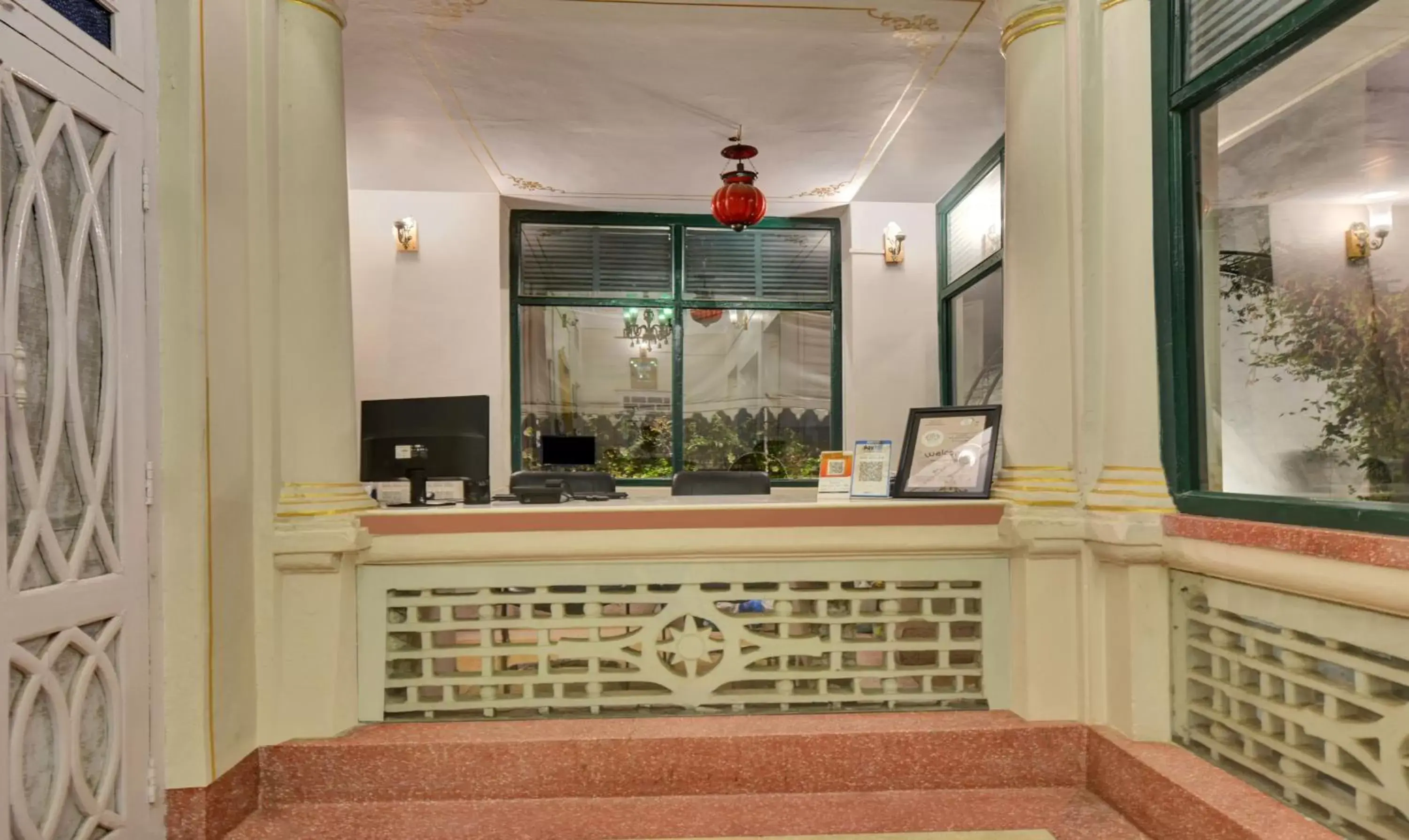 Lobby or reception in Treebo The Regal House, Near Fateh Sagar Lake Lobby or reception in Treebo The Regal House, Near Fateh Sagar Lake