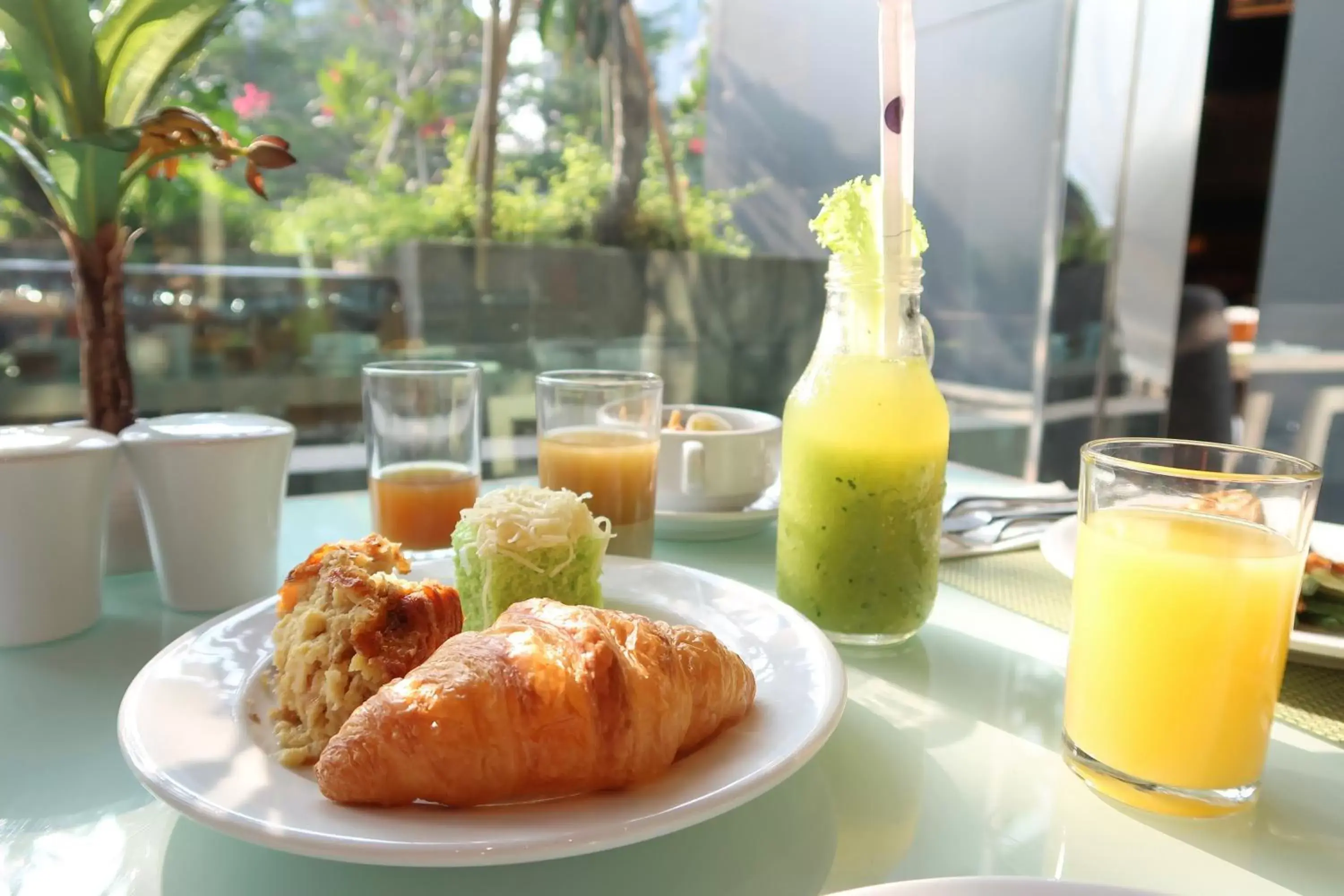 Buffet breakfast in Grand Mercure Jakarta Kemayoran
