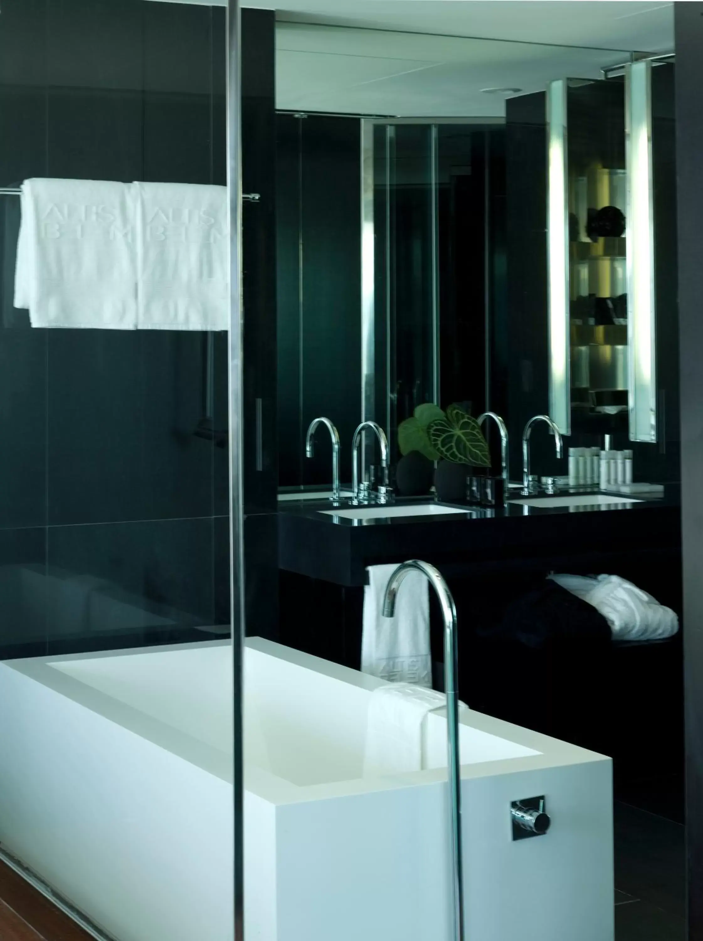 Shower, Bathroom in Altis Belem Hotel & Spa - Design Hotels