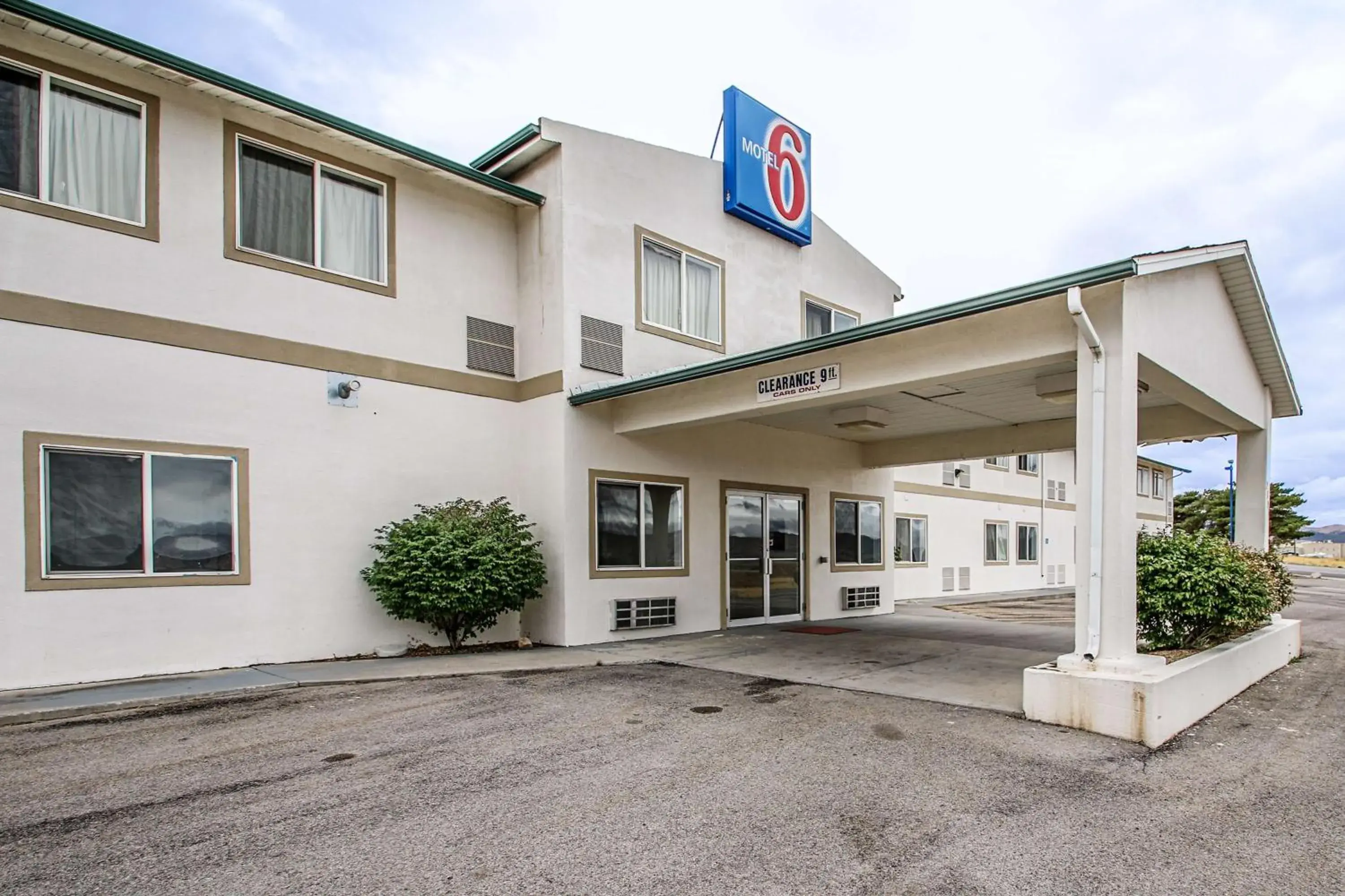 Property building in Motel 6-Nephi, UT Property building in Motel 6-Nephi, UT