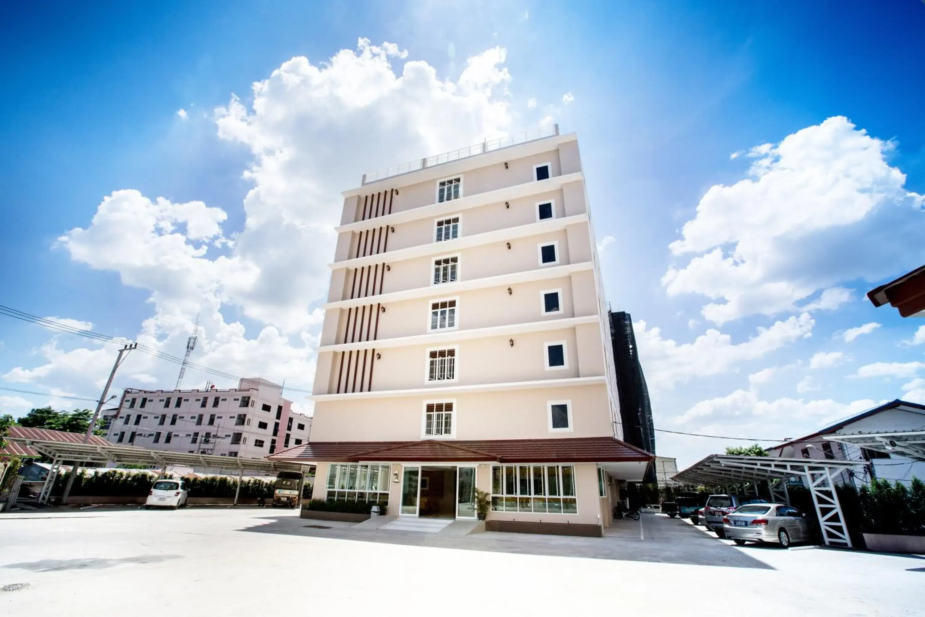 Property building in P.A. Thani Hotel Property building in P.A. Thani Hotel