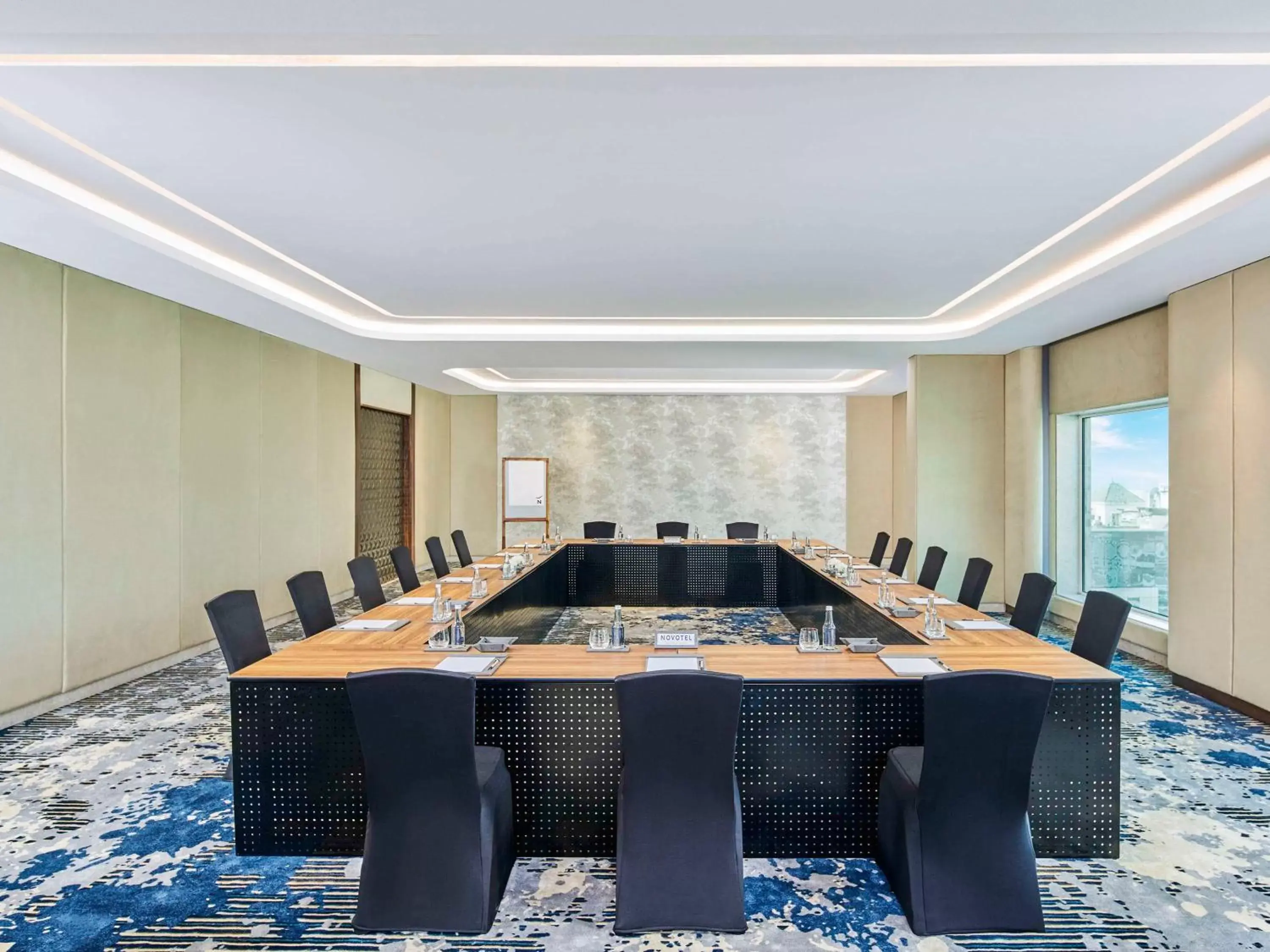 Meeting/conference room in Novotel Mumbai International Airport