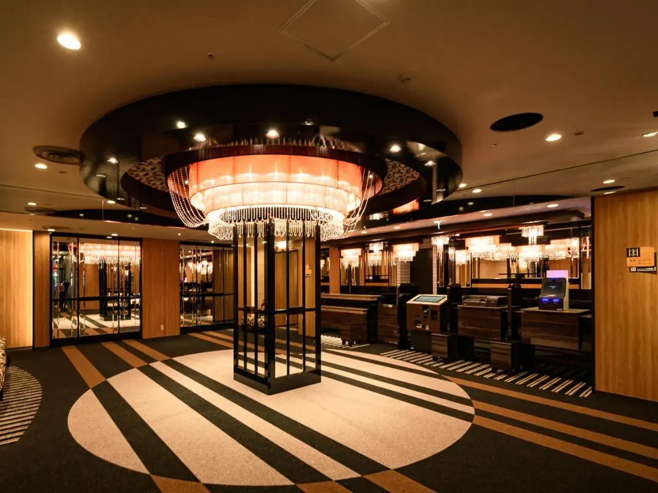 Lobby or reception in APA Hotel Sapporo Odori Ekimae Minami Lobby or reception in APA Hotel Sapporo Odori Ekimae Minami