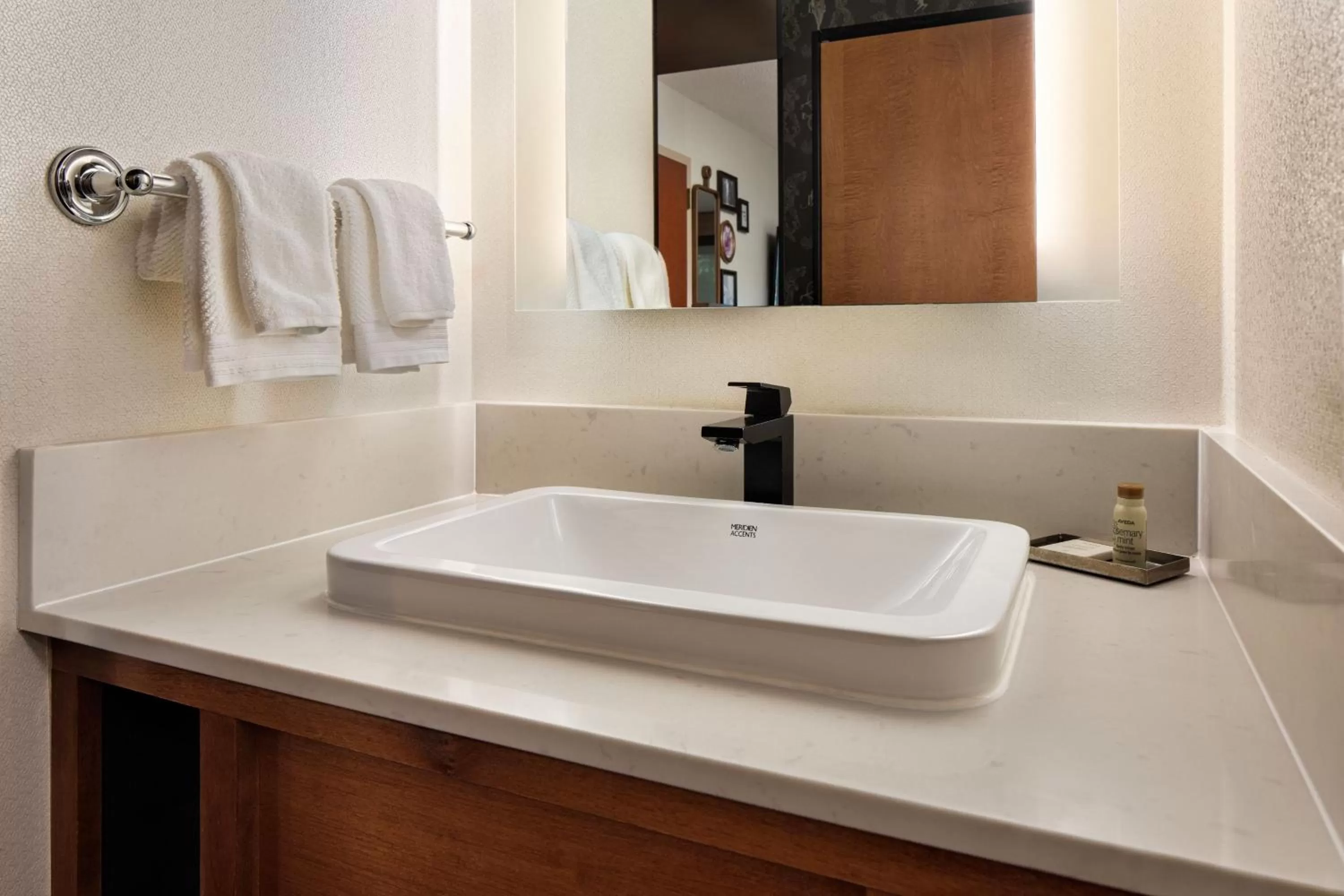 Bathroom in Renaissance Minneapolis Hotel, The Depot