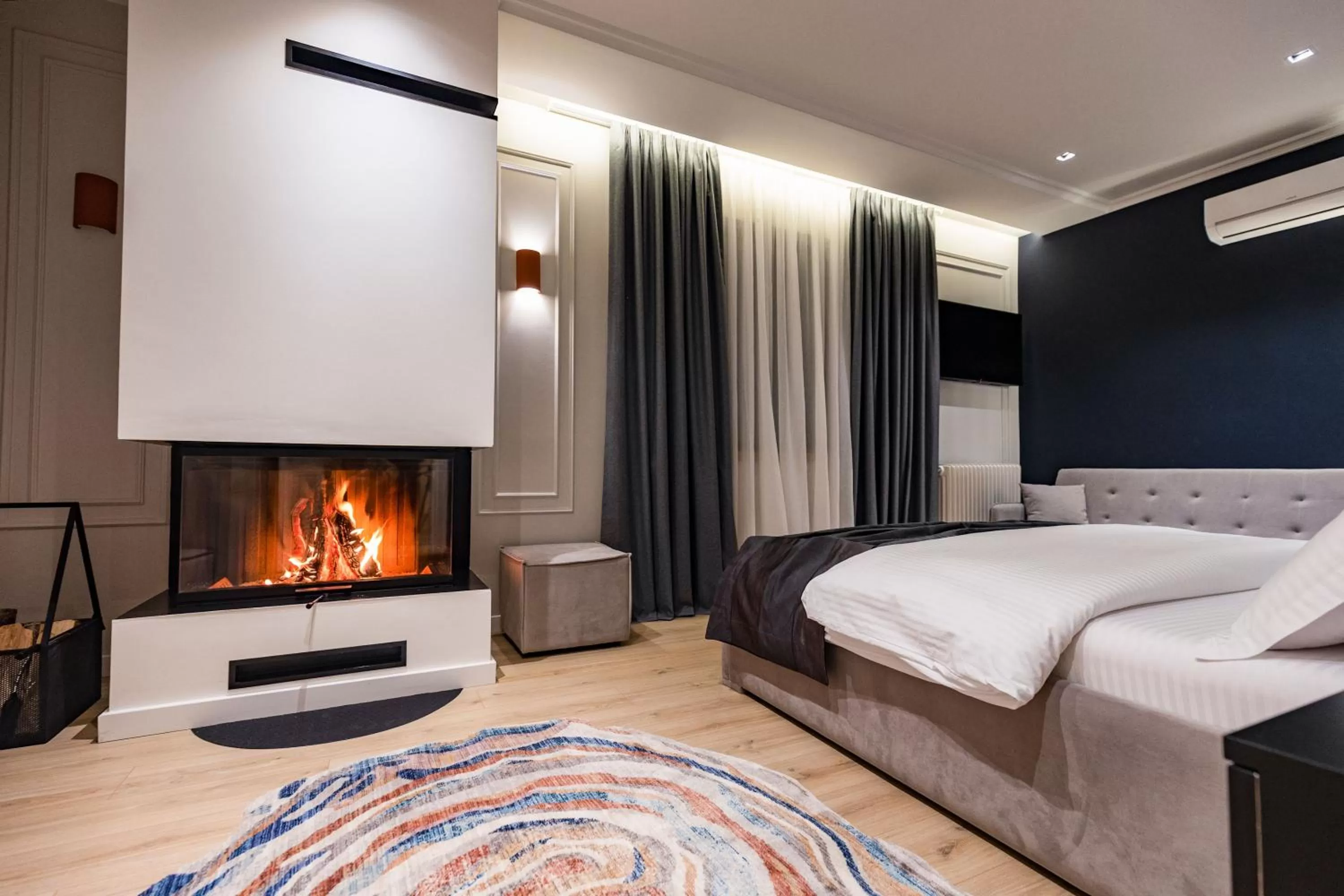 Photo of the whole room, Bed in Bujtina Oxhaku