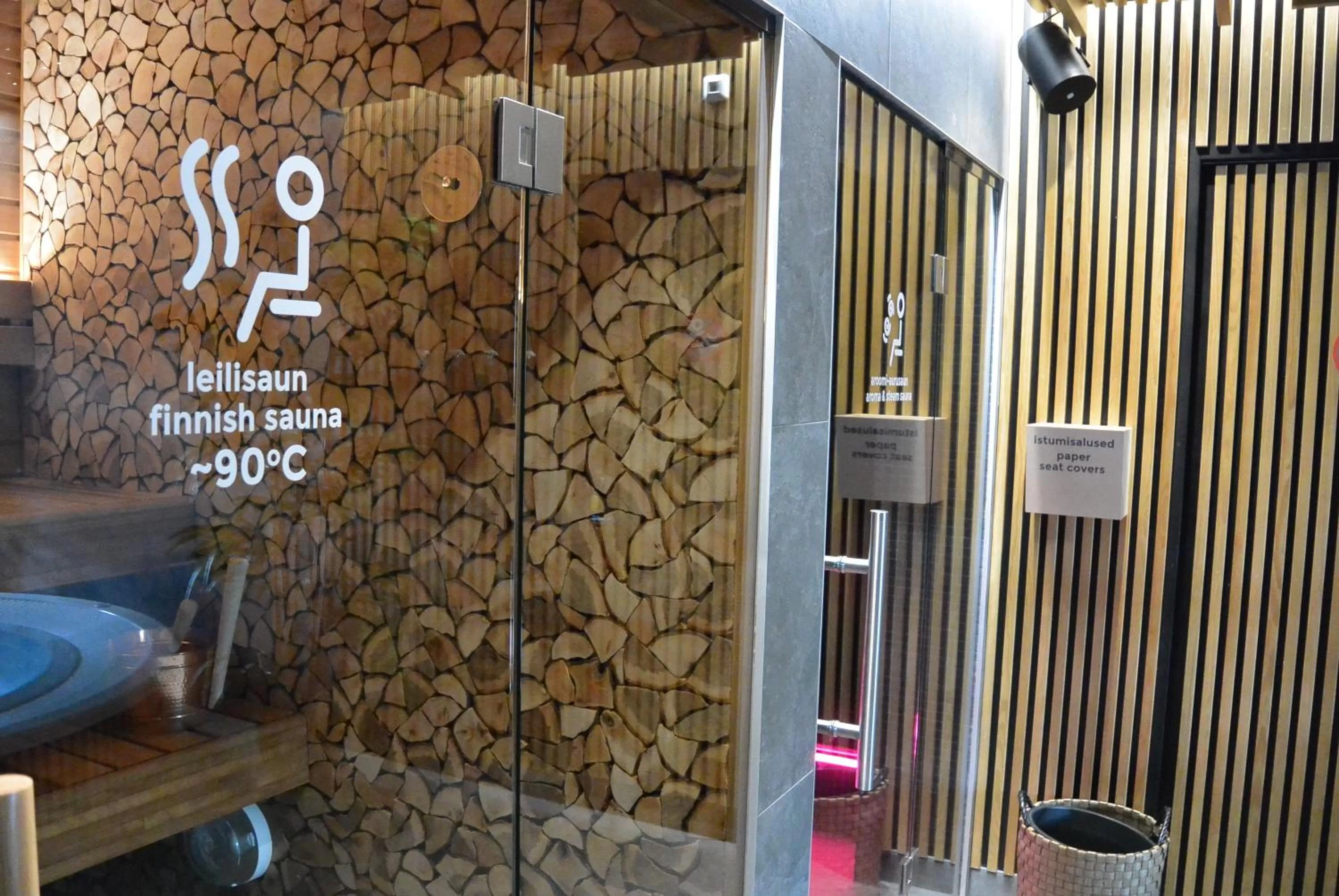 Sauna in Pesa Hotel