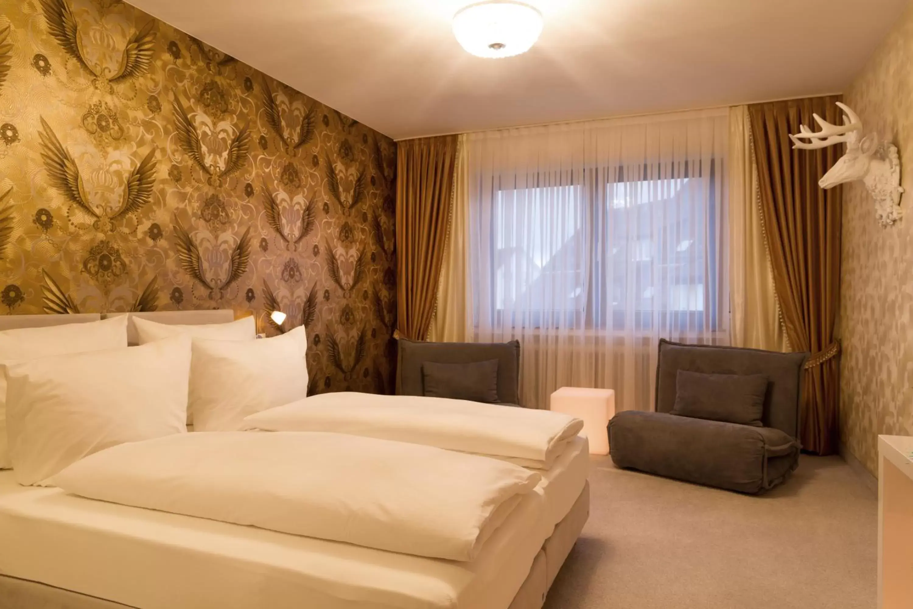 Bedroom, Bed in Hotel Hellers Twenty Four I -24h-Check-In- Bedroom, Bed in Hotel Hellers Twenty Four I -24h-Check-In-