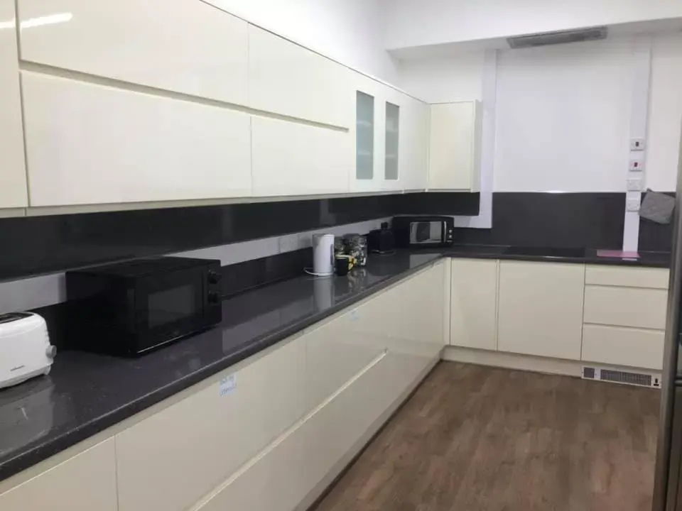 Communal kitchen, Kitchen/Kitchenette in Endsleigh Park