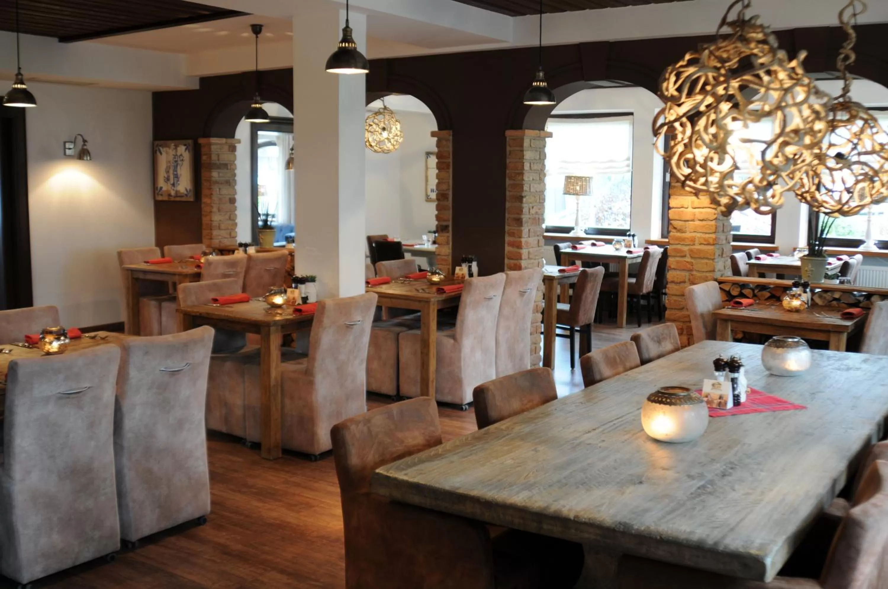 Restaurant/places to eat in Alpinhotel INzeller