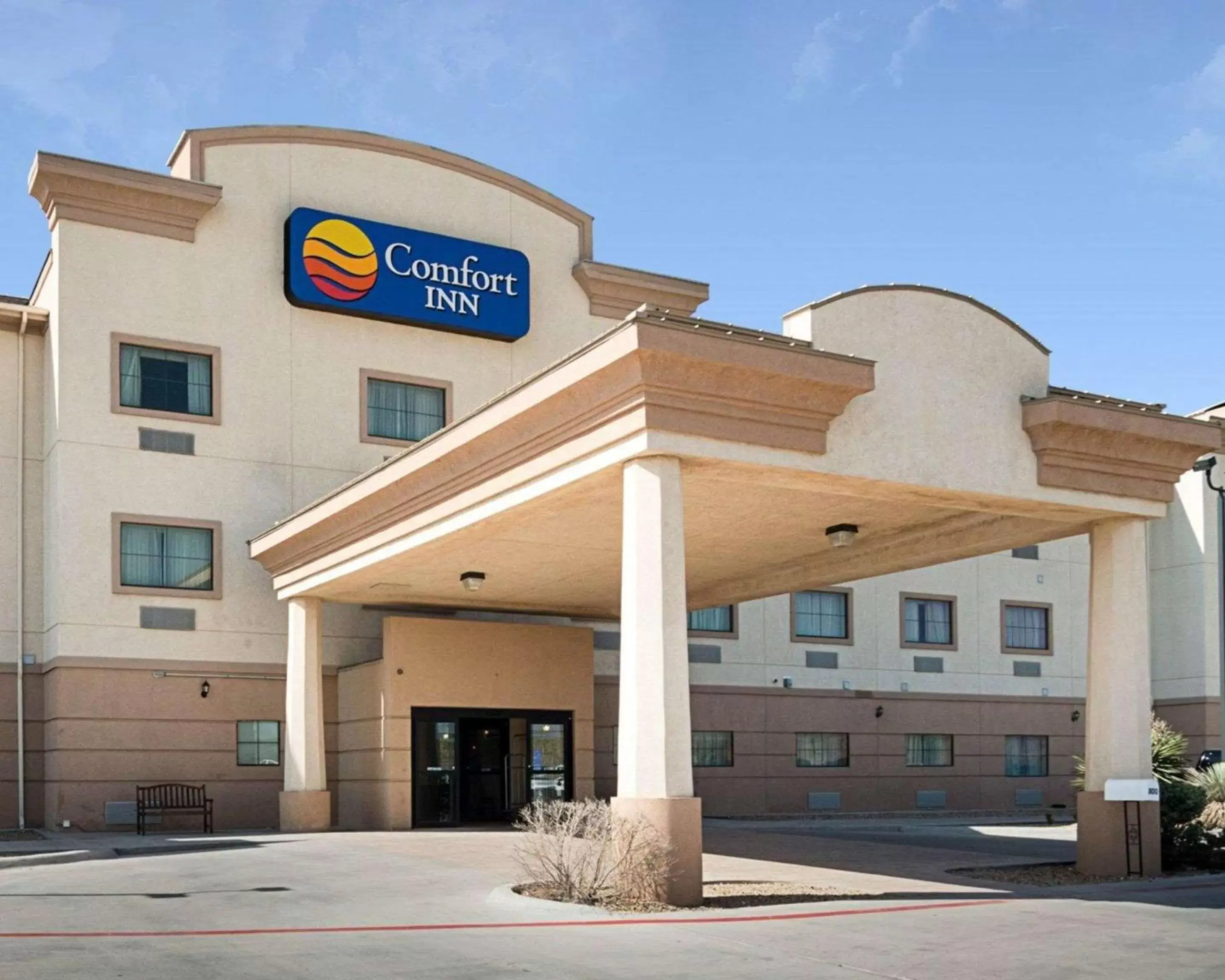 Property Building in Comfort Inn I-20 Midland Stanton