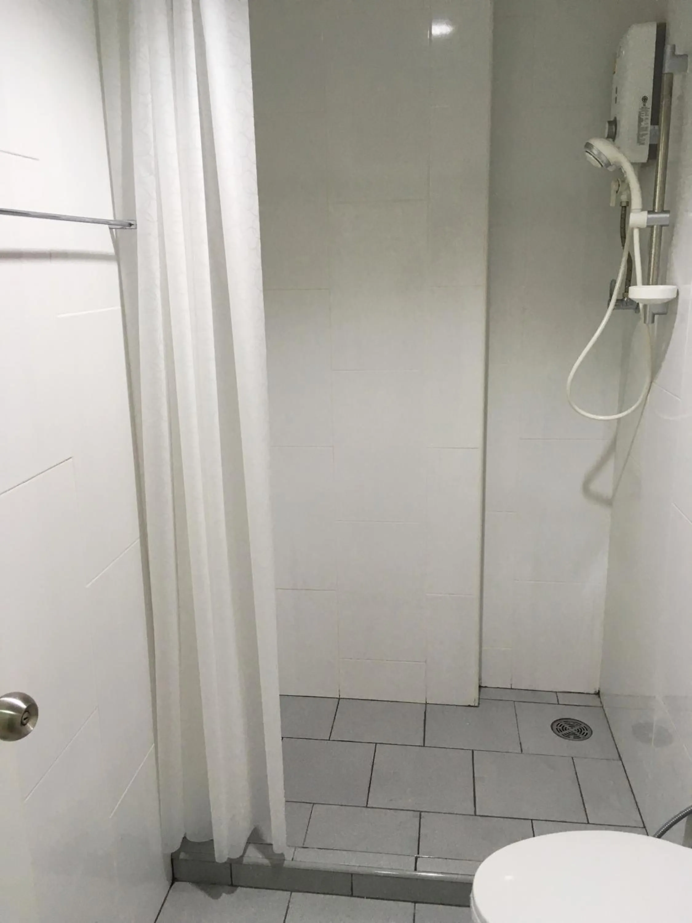 Shower in A-Port