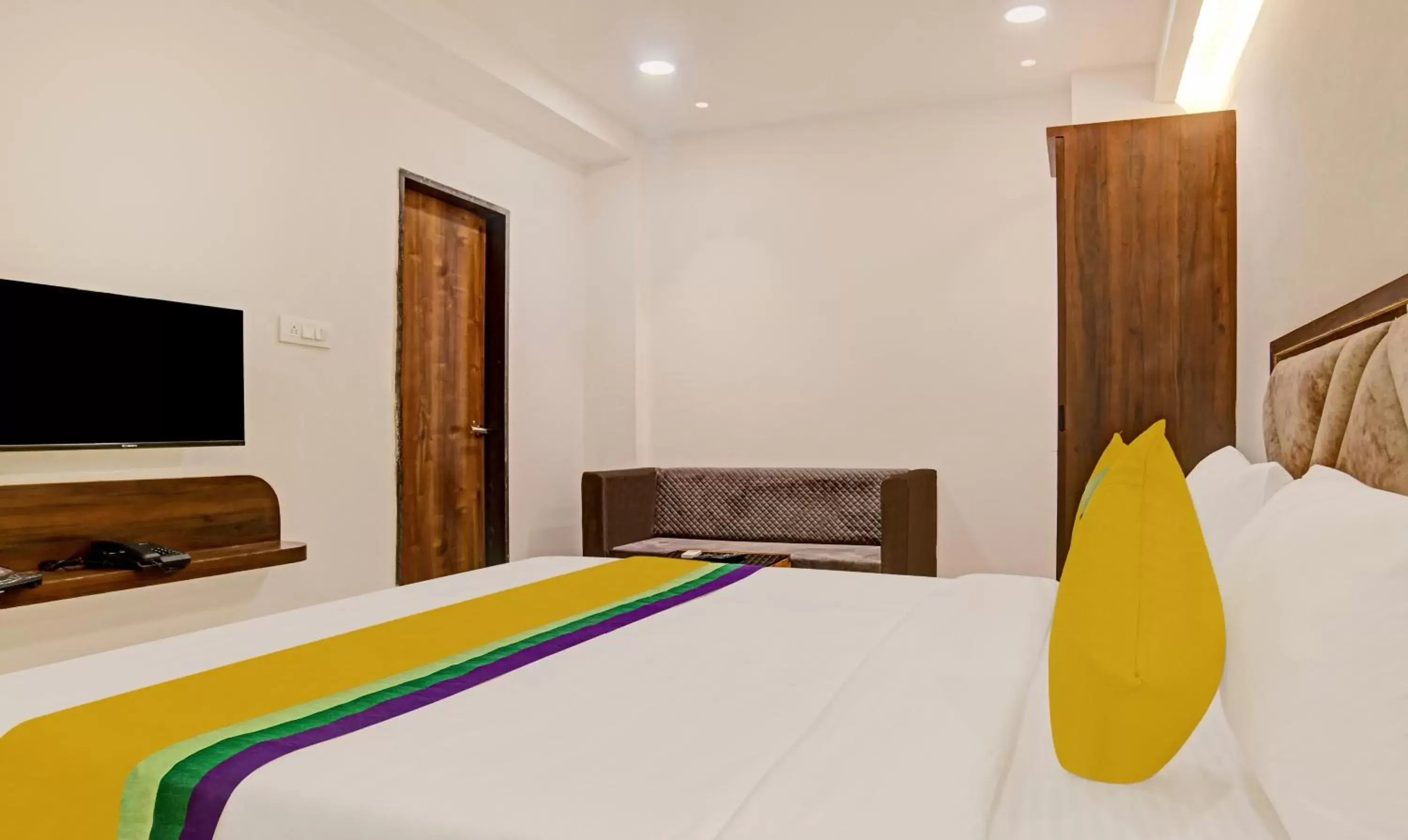 Bedroom, Bed in Itsy Hotels Phoenix Bedroom, Bed in Itsy Hotels Phoenix