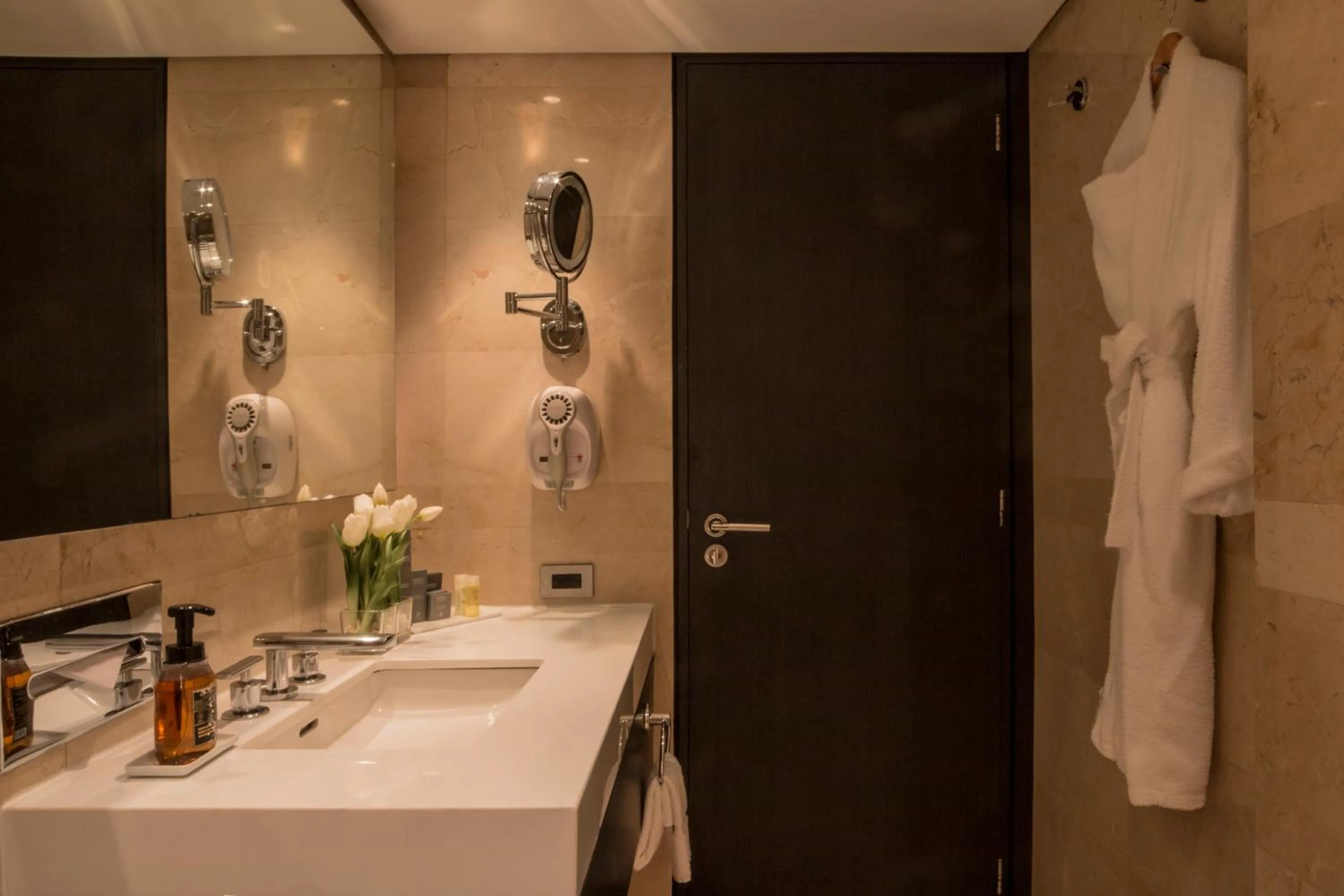 Bathroom in Hotel Tamanaco Caracas