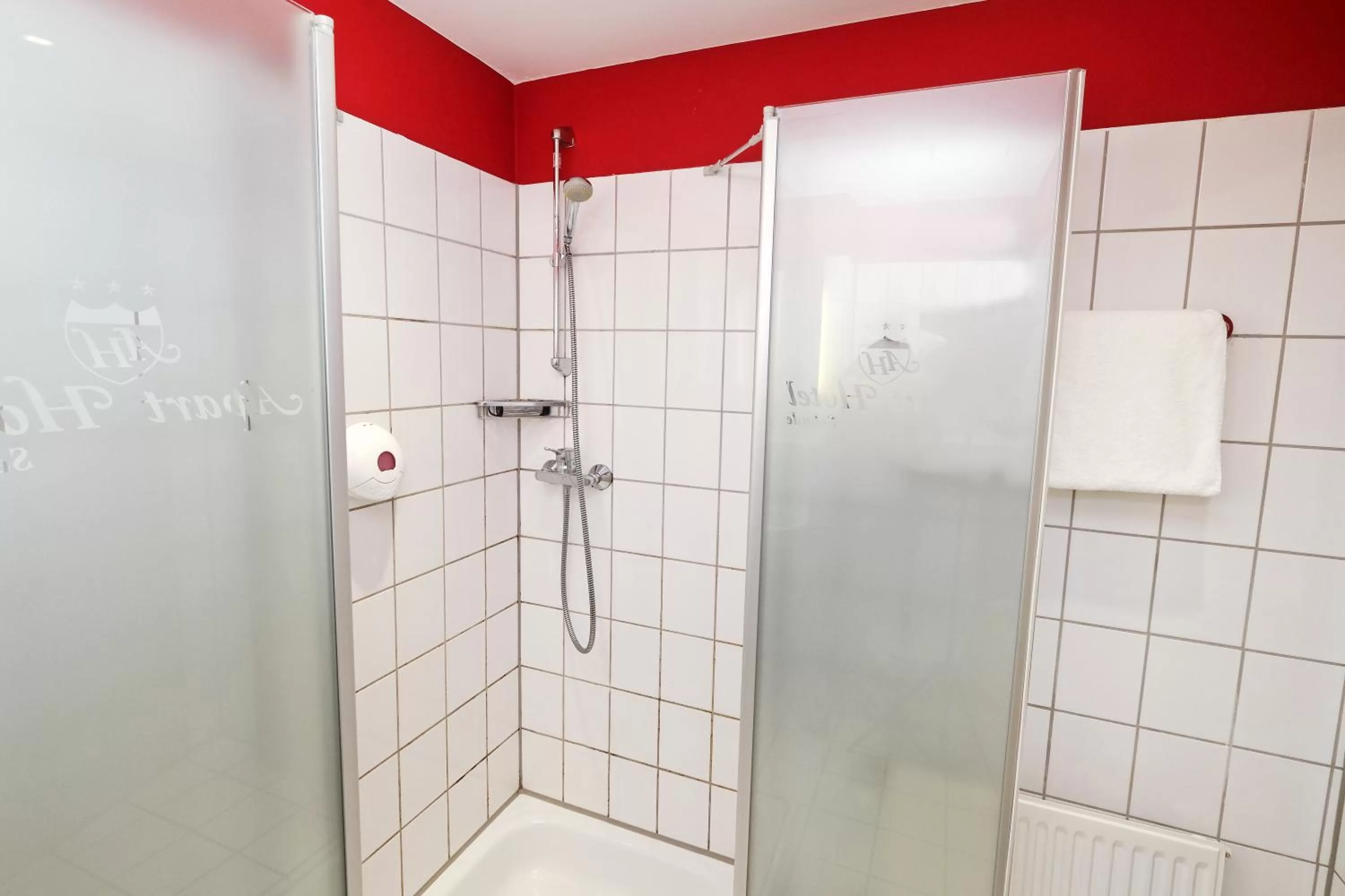 Bathroom in Apart Hotel Sehnde