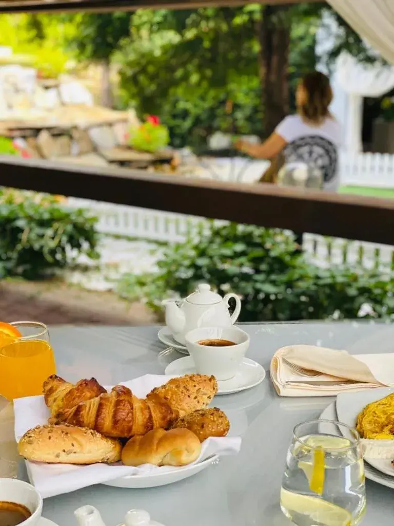 Breakfast in Hotel Boavista