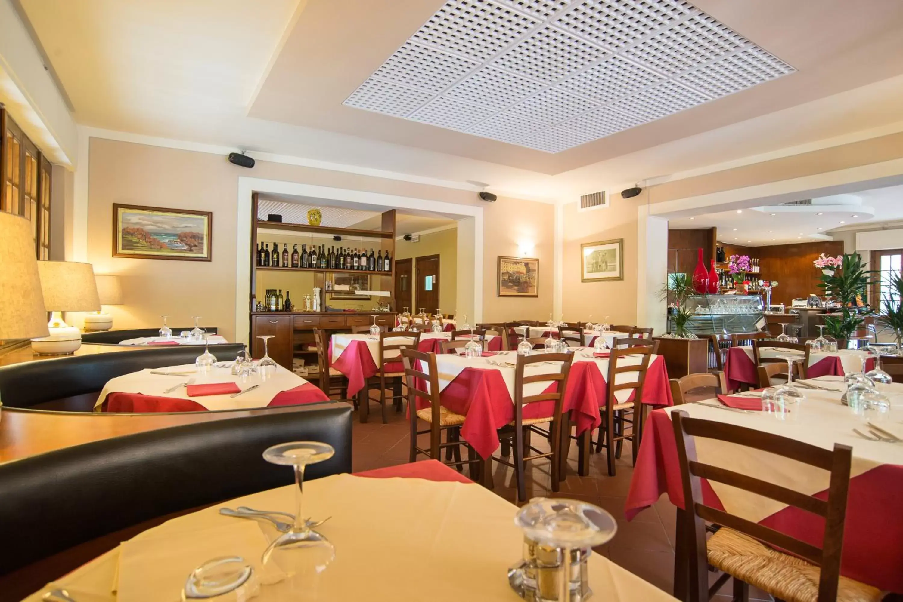 Restaurant/Places to Eat in Hotel Tre Castelli